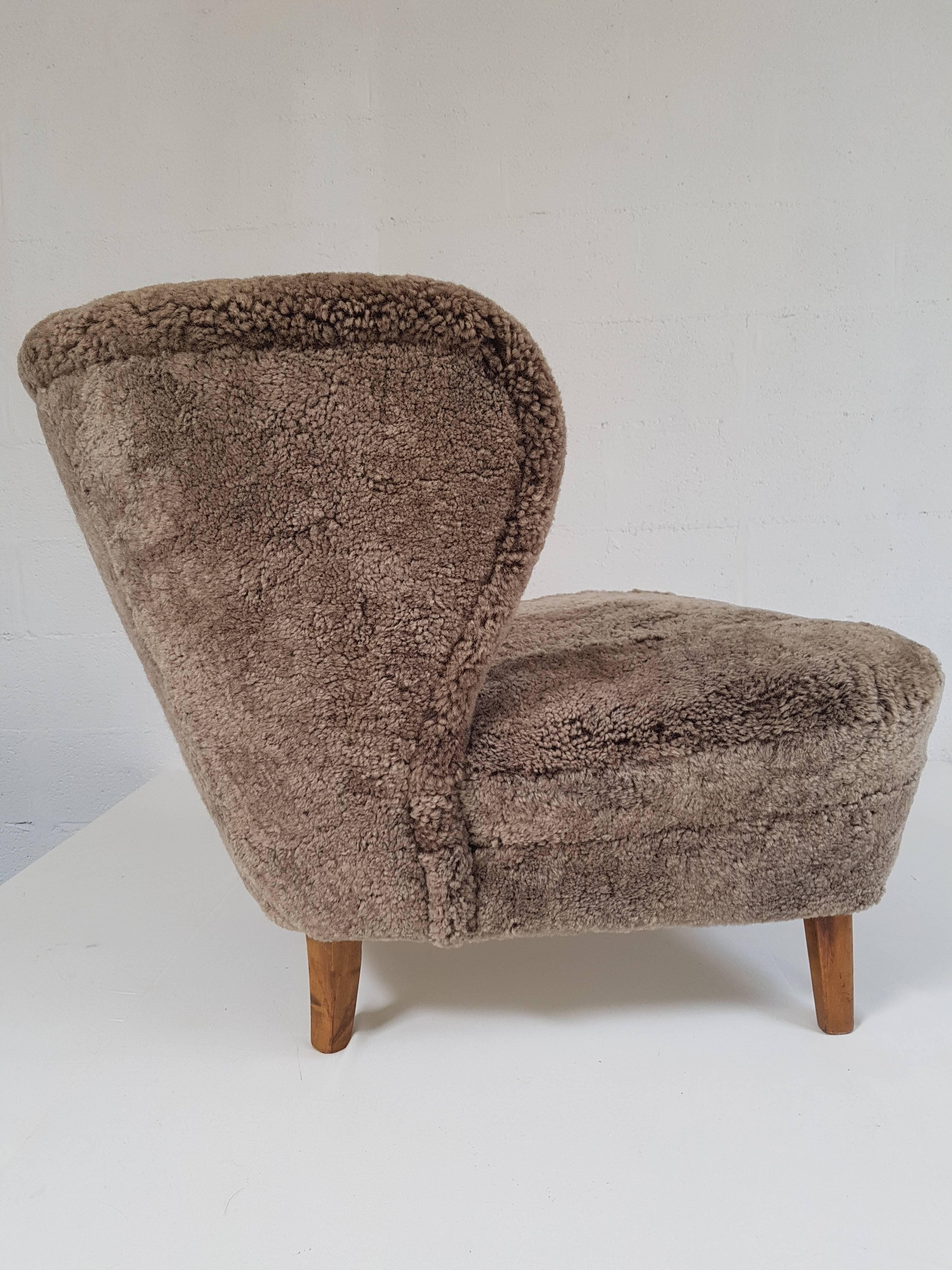 Hand-Crafted Armchair Gosta Jonsson, circa 1940, Curly Shearling Upholstery