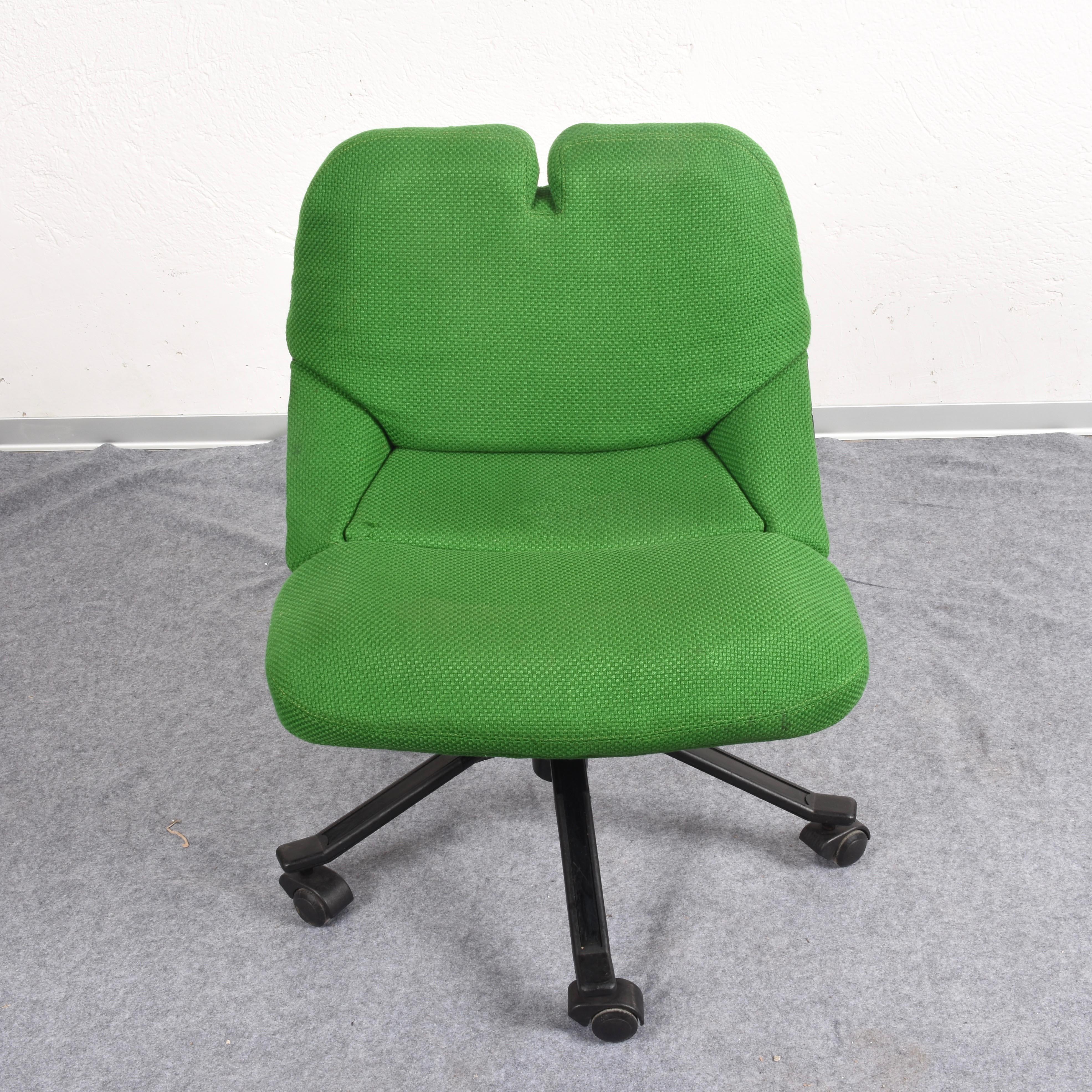 Italian Armchair Green P55 by Giorgetto Giugiaro for Tecno, Office Chair, Italy, 1980s For Sale