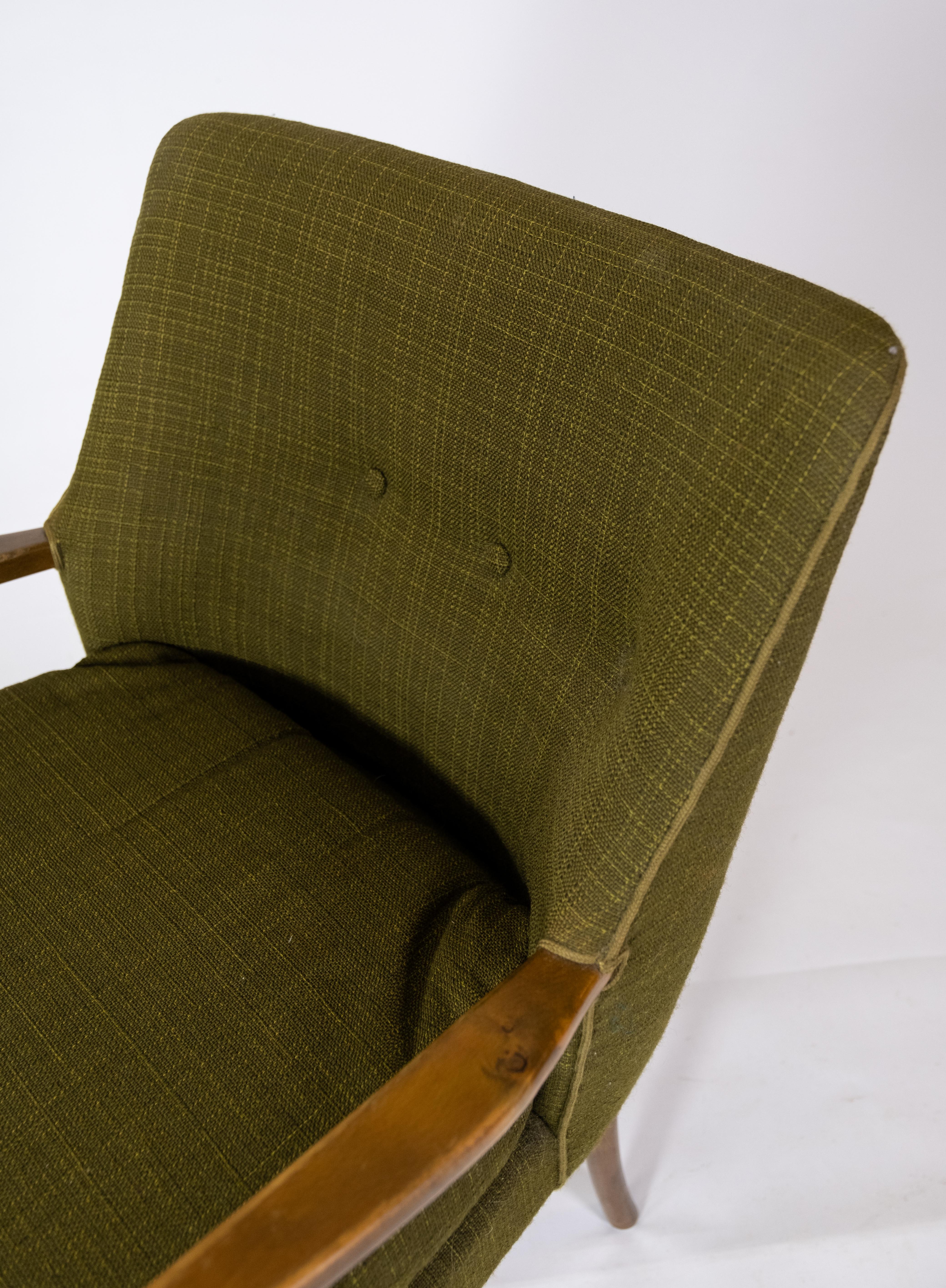 Scandinave moderne Fauteuil en bouleau et tissu original vert foncé de design danois des années 1950 en vente