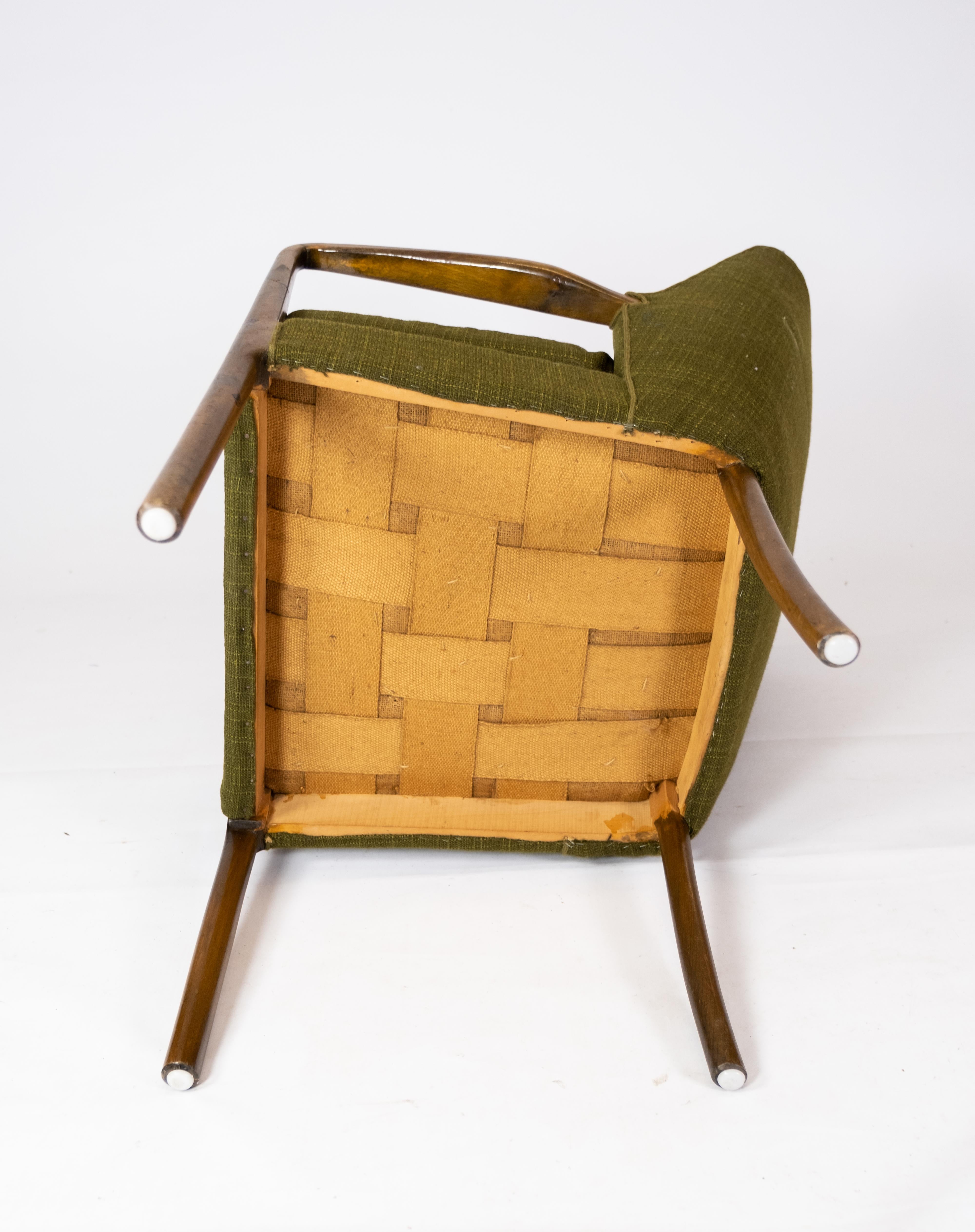 Milieu du XXe siècle Fauteuil en bouleau et tissu original vert foncé de design danois des années 1950 en vente