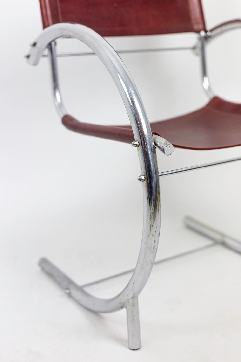 Mid-20th Century Armchair in Chromed Metal and Red Leather, 1930s For Sale