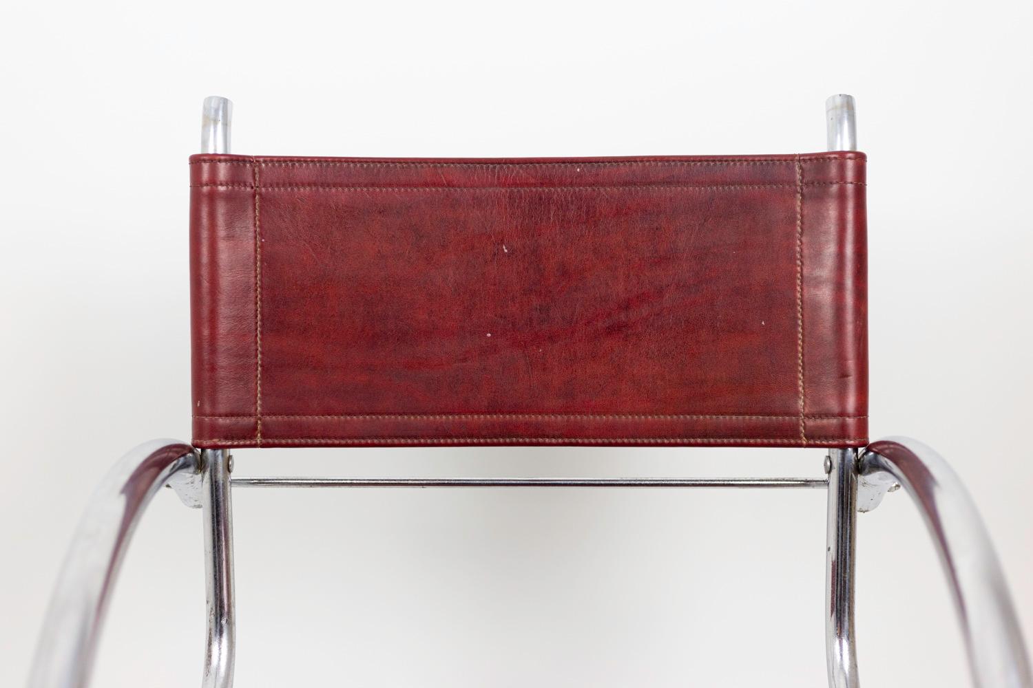 Armchair in Chromed Metal and Red Leather, 1930s For Sale 3