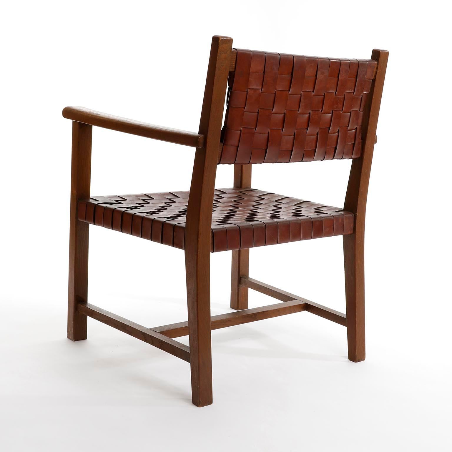 Mid-20th Century Armchair in Cognac Brown Patinated Braided Leather and Oak, 1960s For Sale