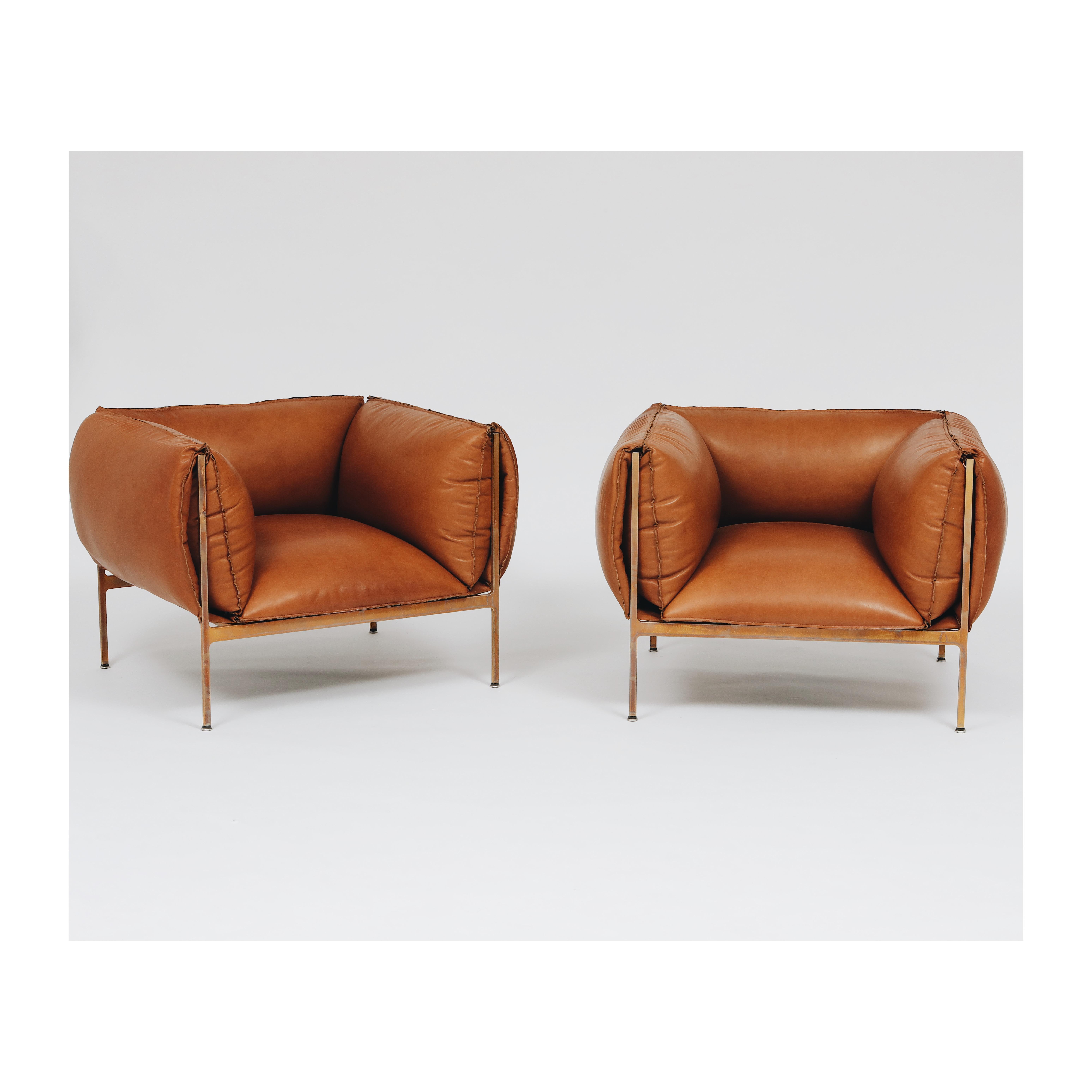 Modern Armchair in Cognac Leather and Burnished Brass-Plated Laser-Cut Steel Frame For Sale