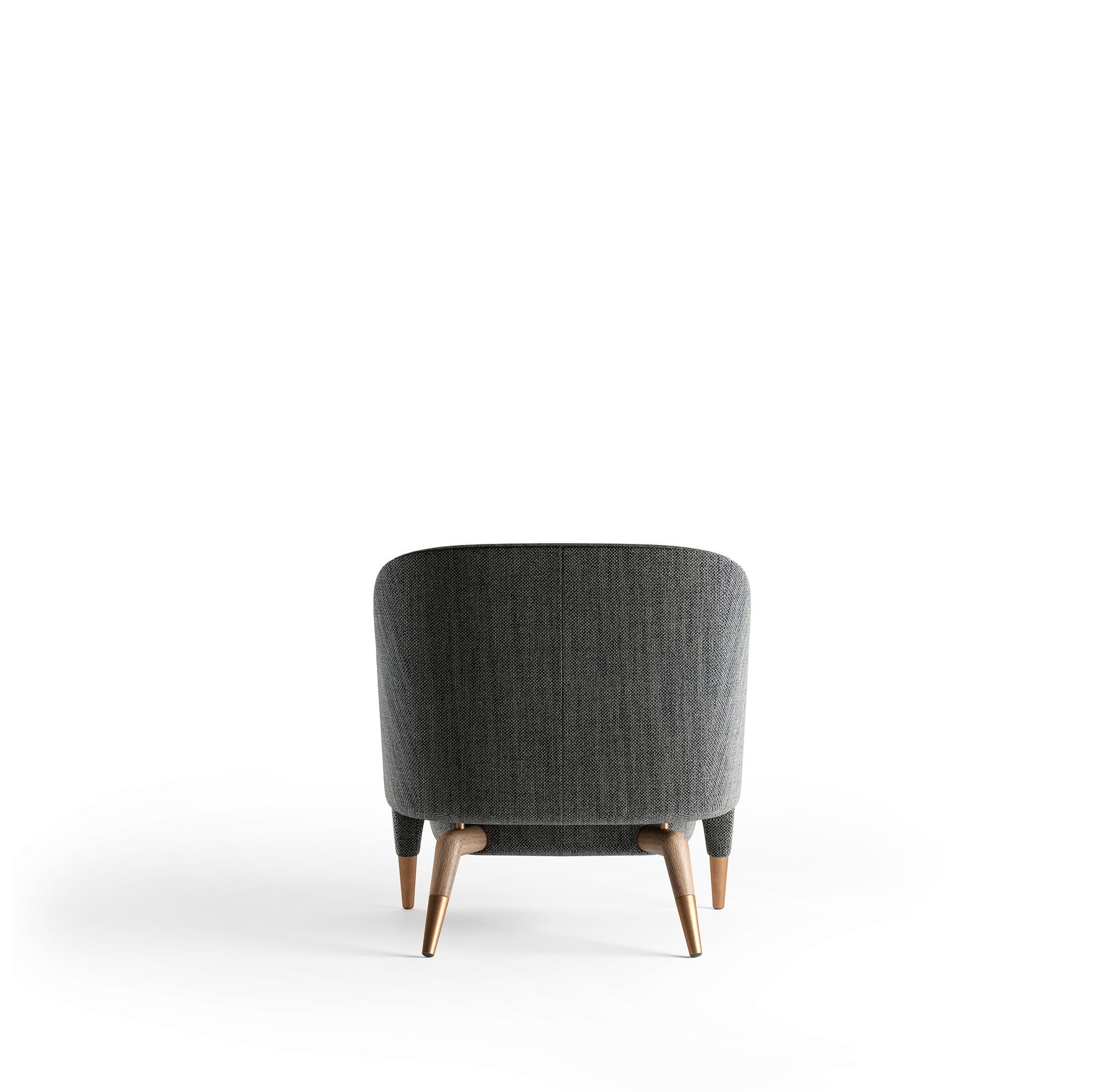 Modern  Greywear Linen Armchair Molteni&C by Gio Ponti Design D.151.4, Made in Italy For Sale