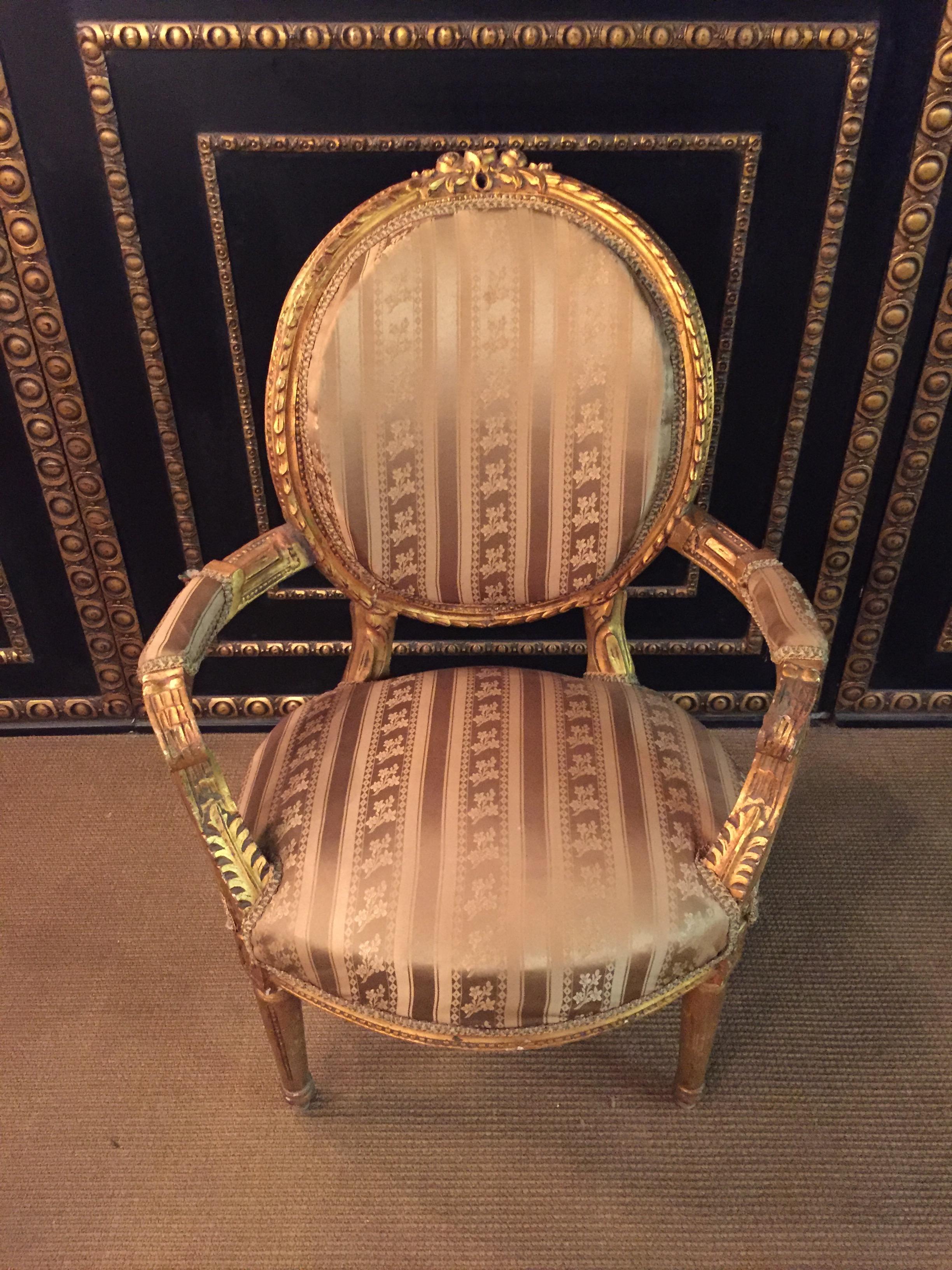 Louis XV Armchair in antique Louis Seize Style XV with Curved Armrests beech For Sale