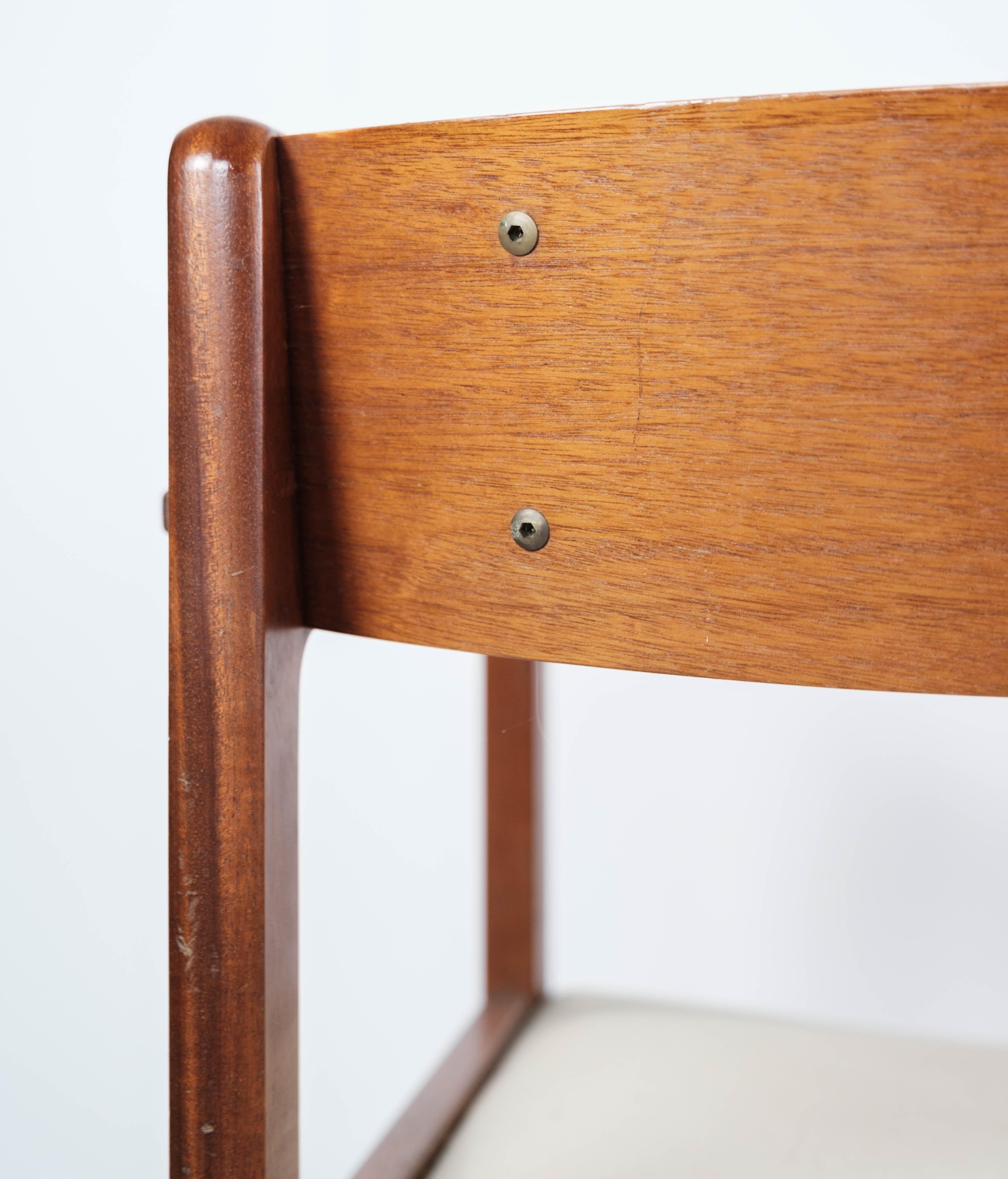 Armchair in Mahogany and Light Fabric of Danish Design by Søborg, 1960s For Sale 1