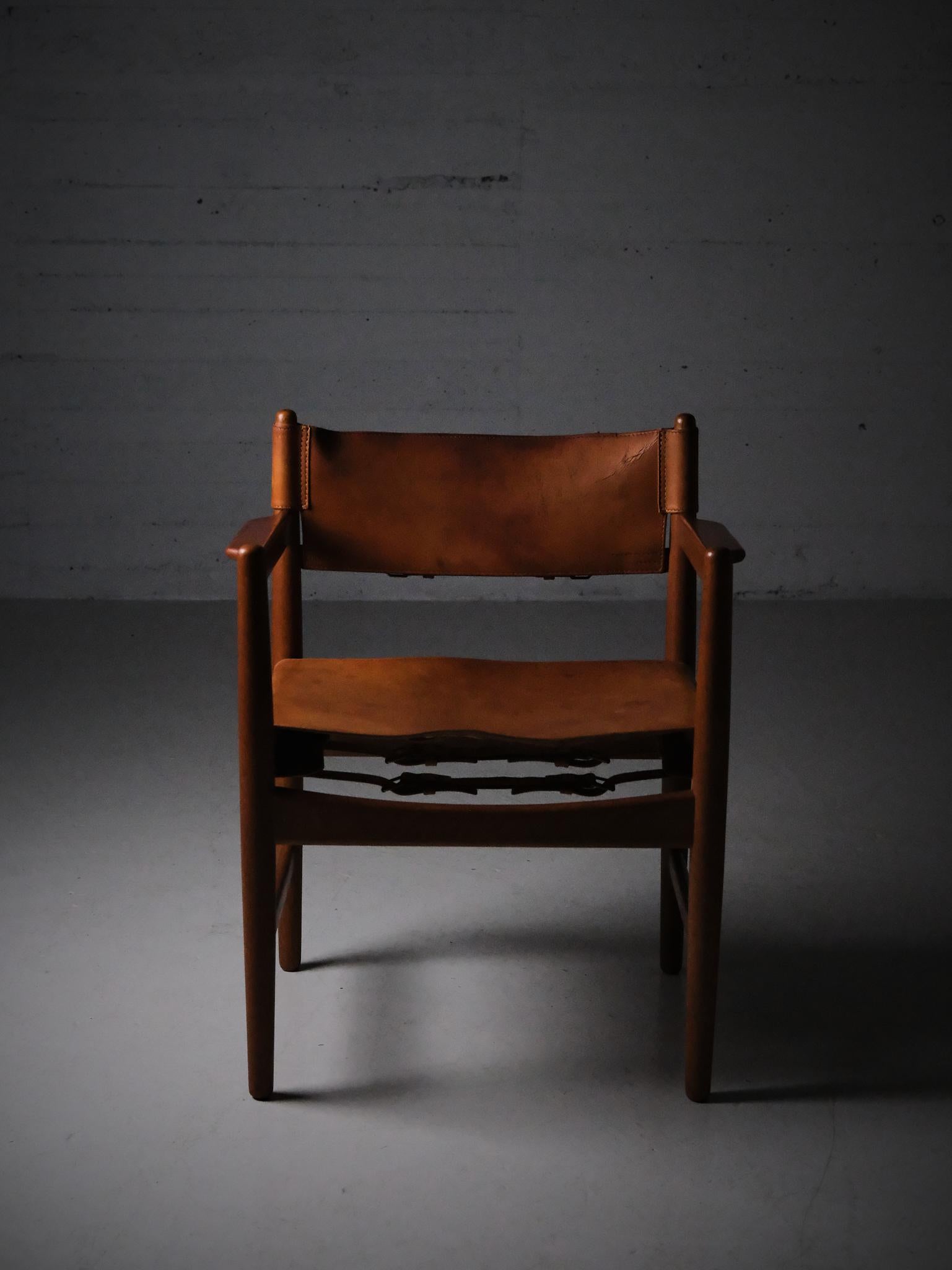 Scandinavian Modern Armchair in oak and leather by Børge Mogensen, Sweden, 1950s For Sale