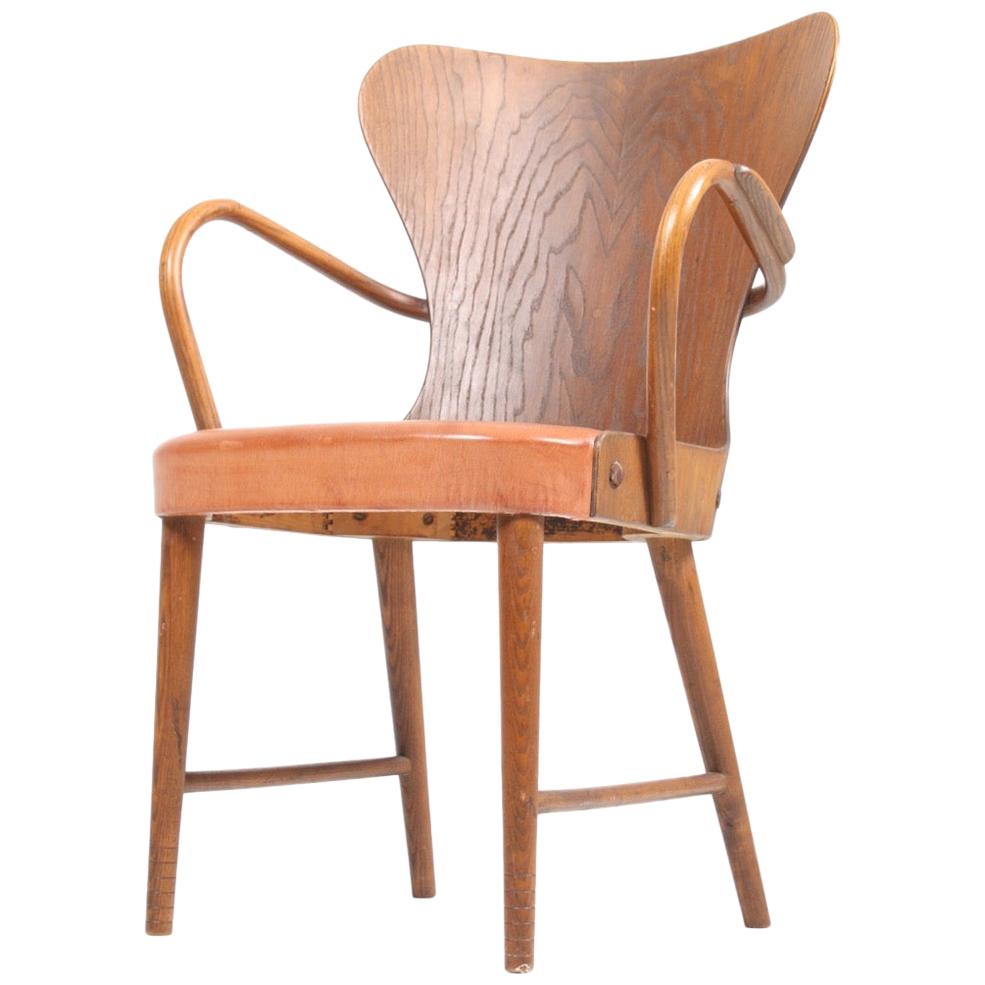 Armchair in Oak and Patinated Leather by Fritz Hansen, 1940s