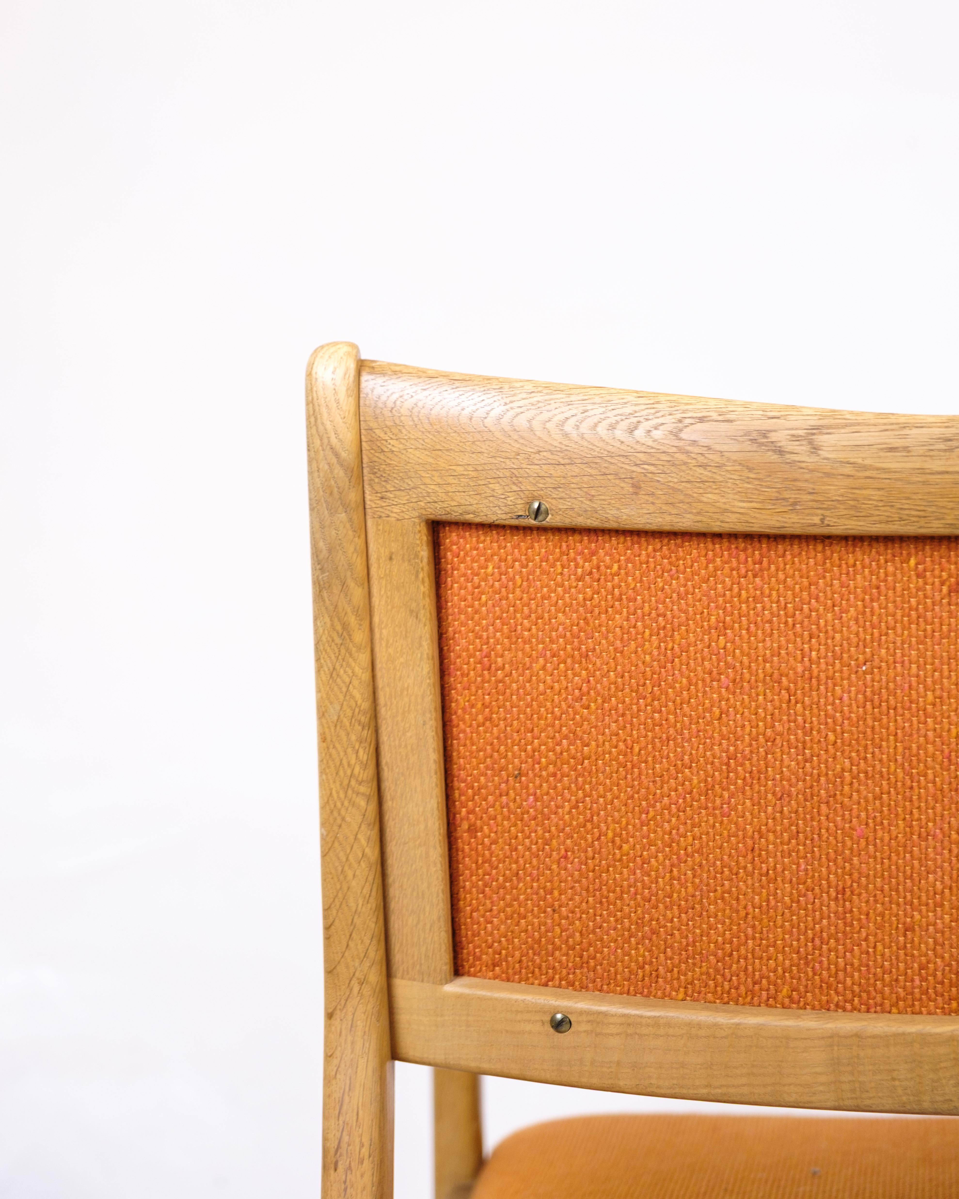 Poltrona in Oak e tessuto arancione di Karl-Erik Ekselius per JOC Vetlanda in vendita 2