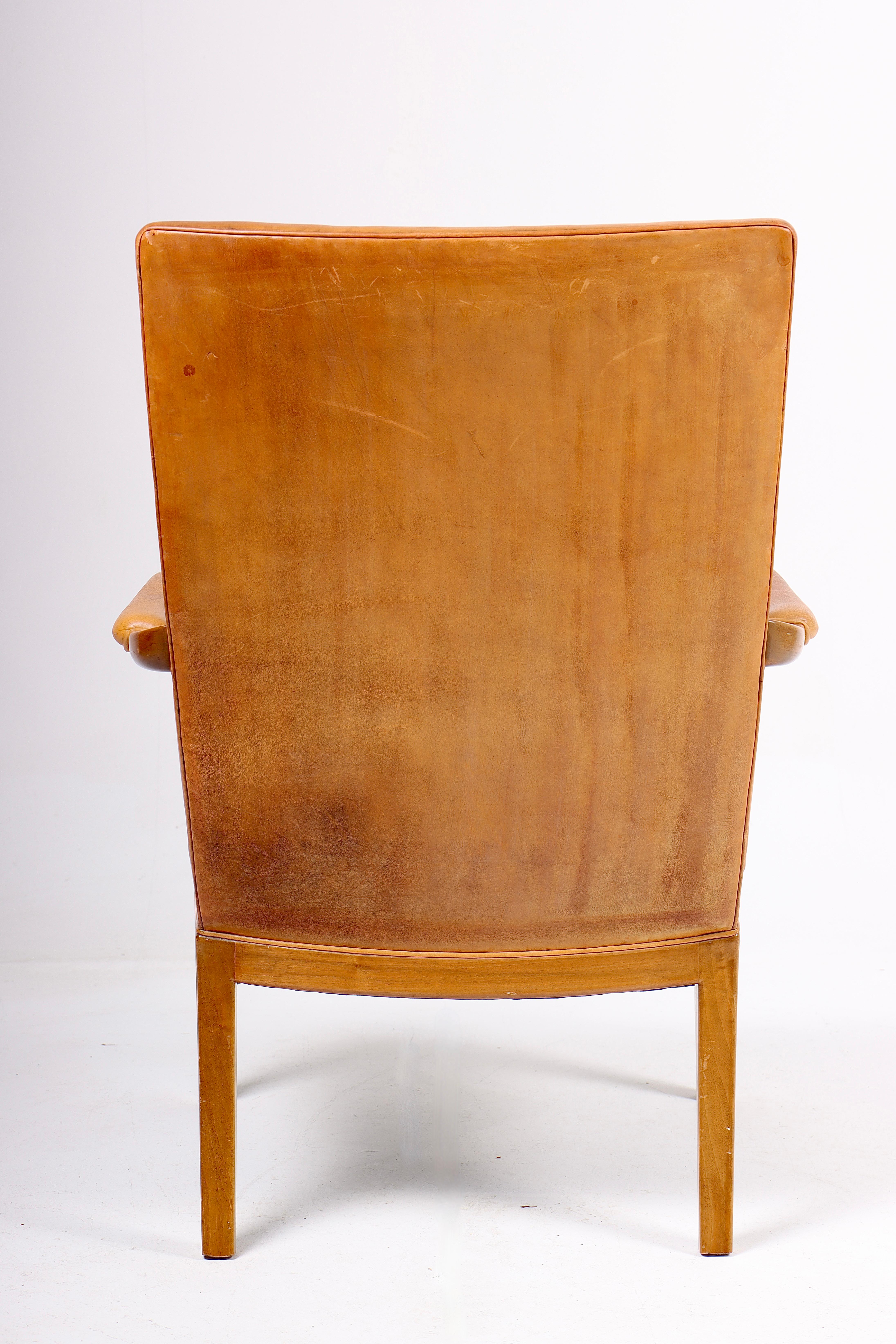 Mid-20th Century Armchair in Patinated Leather by Lysberg Hansen & Terp, 1940s