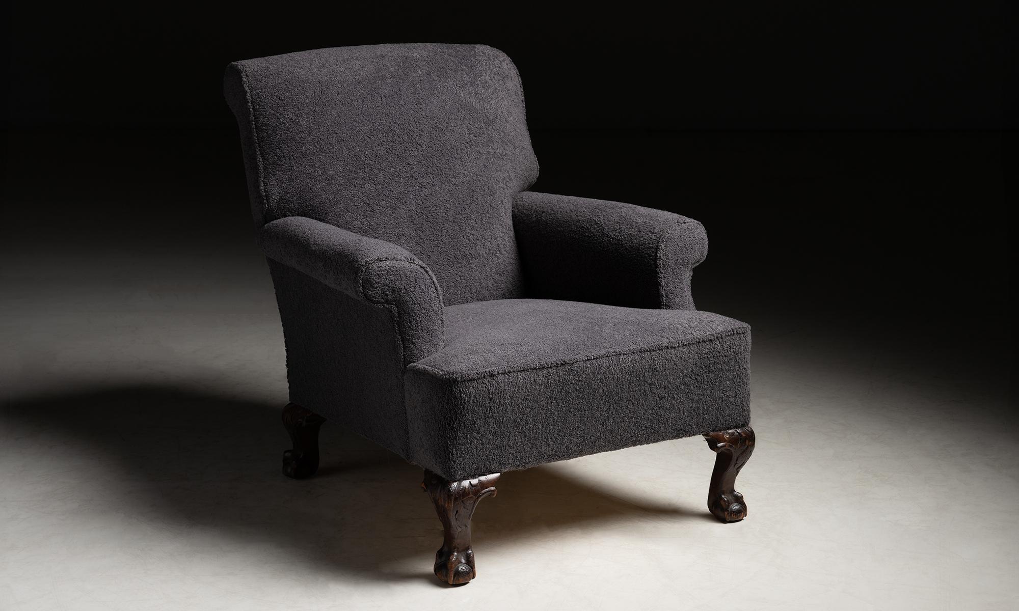 Armchair in Rosemary Hallgarten Teddy Mohair, circa 1900 1