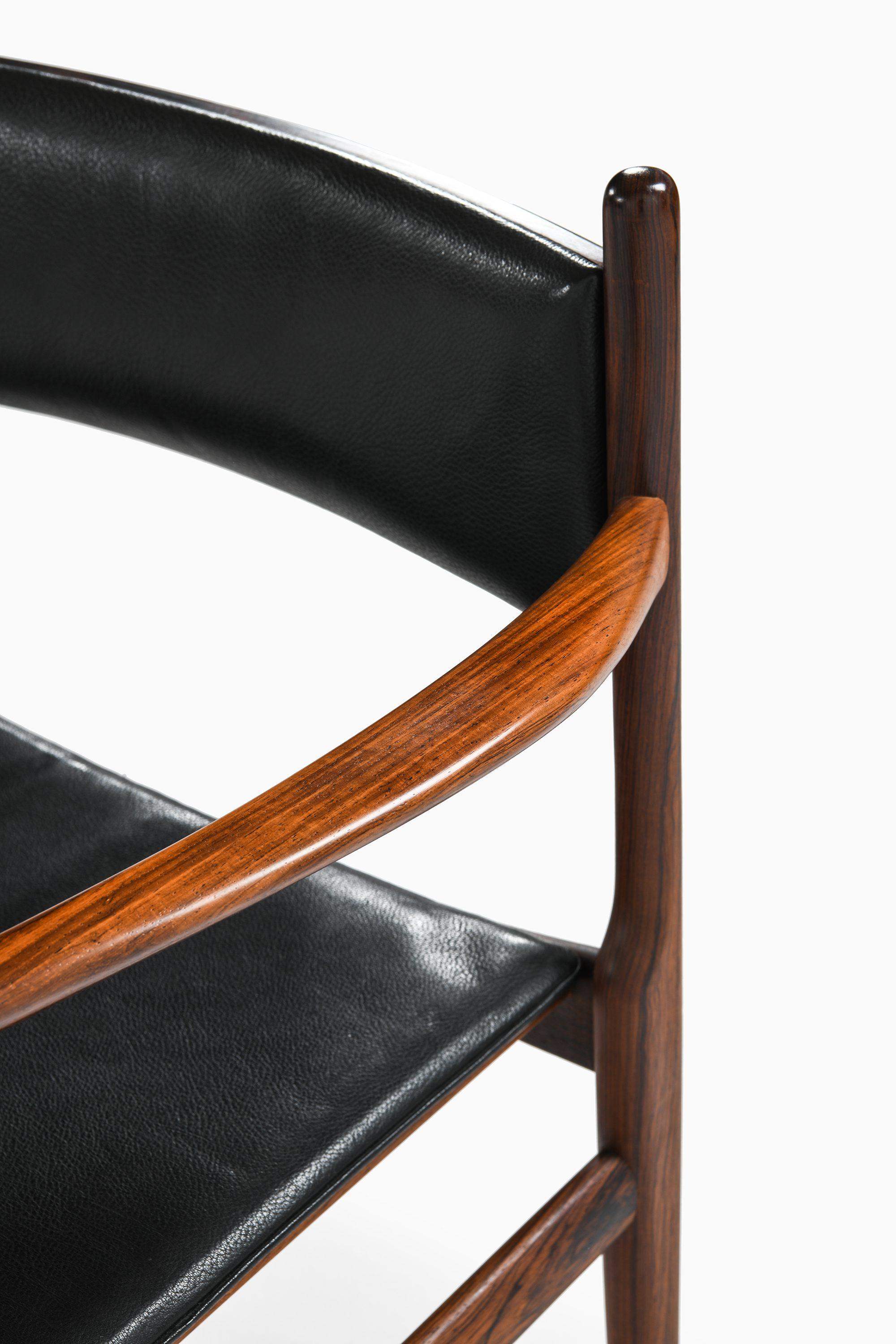 Armchair in Rosewood and Black Leather by Kai Lyngfeldt Larsen, 1960's For Sale 2