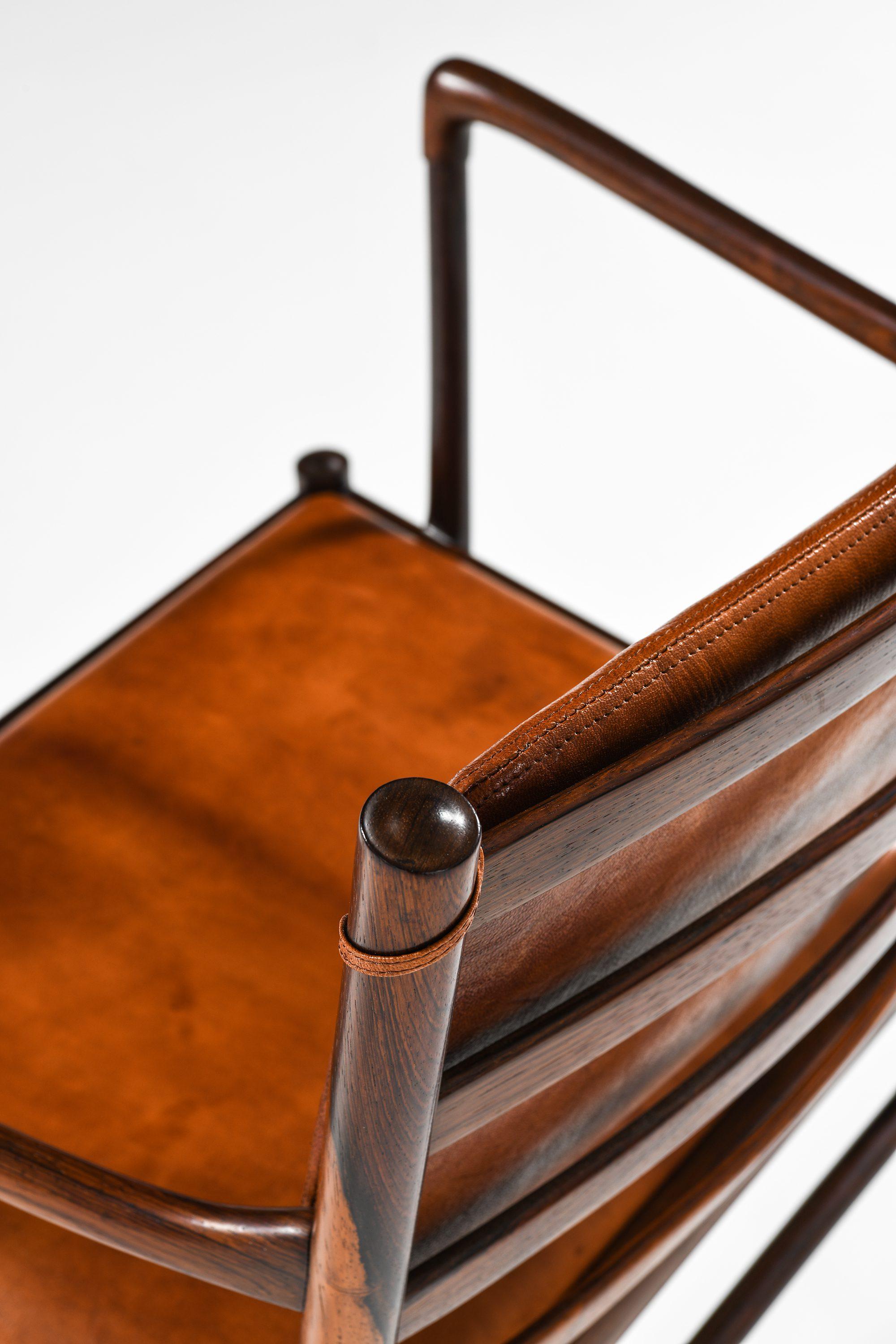 Armchair in Rosewood and Upholstered in Niger Leather by Ole Wanscher, 1960's For Sale 4