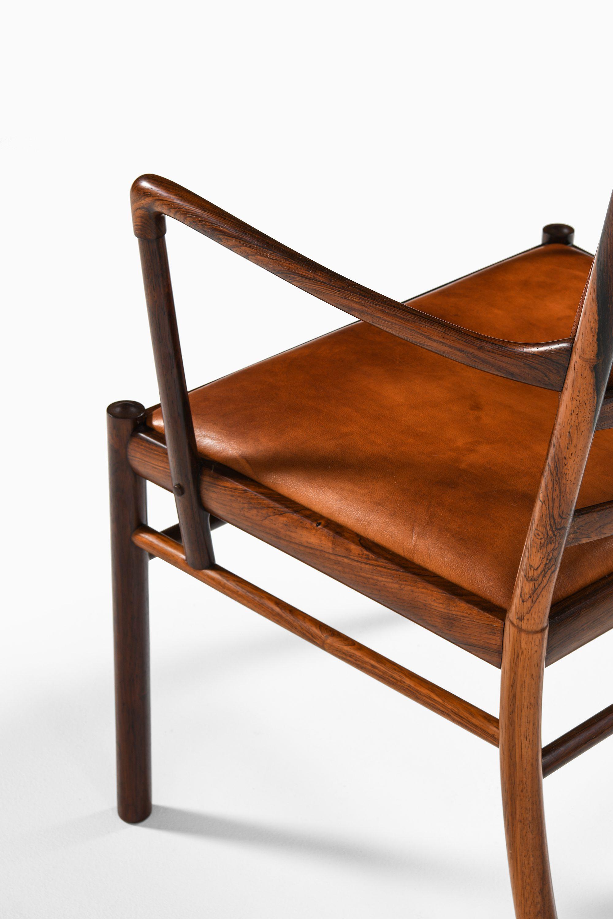 Armchair in Rosewood and Upholstered in Niger Leather by Ole Wanscher, 1960's For Sale 2