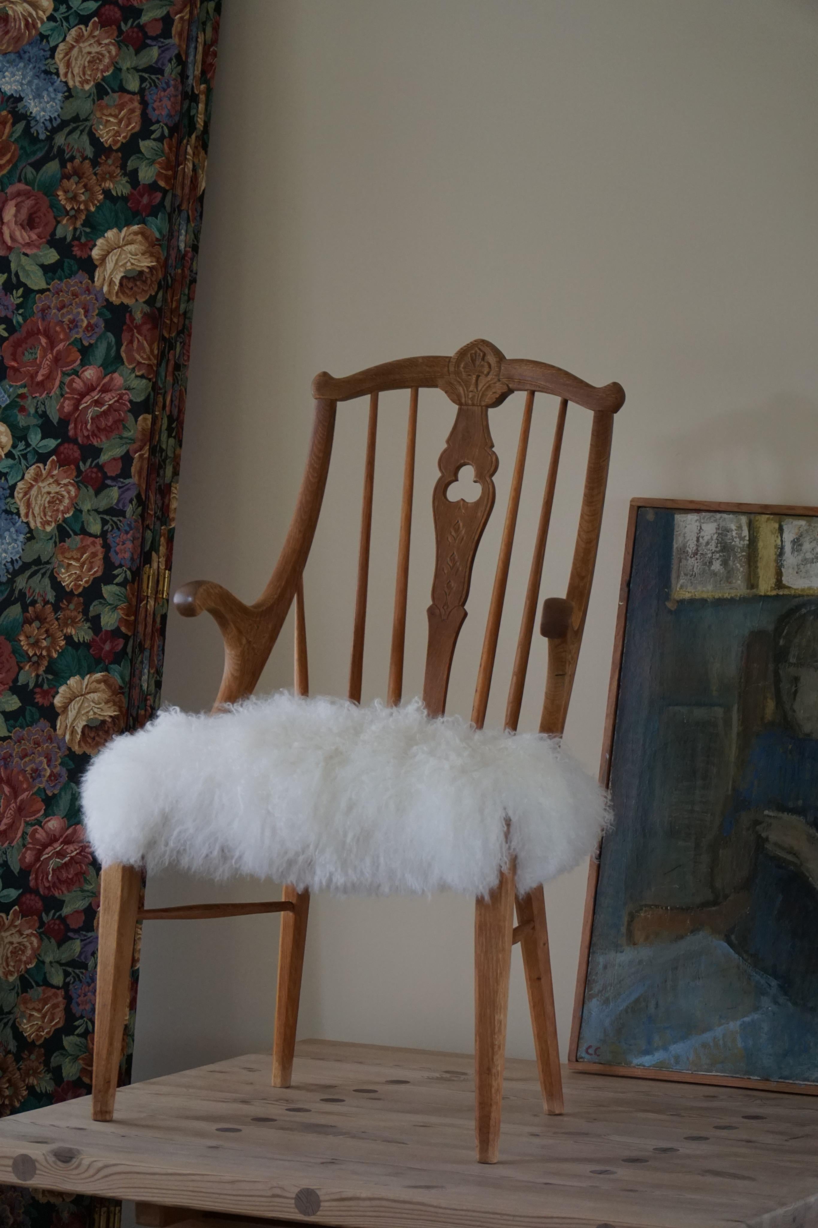 Fauteuil en Oak Oak massif, retapissé en laine d'agneau, milieu du siècle danois, années 1950 en vente 13