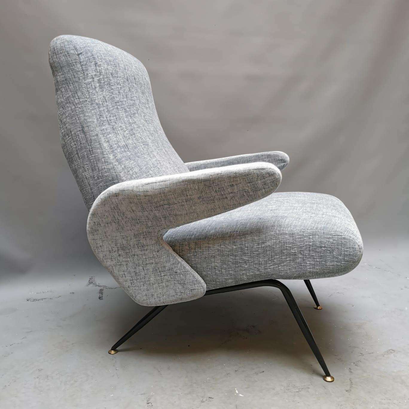 Mid-Century Modern Armchair in Style of Delfino by Nino Zoncada For Sale