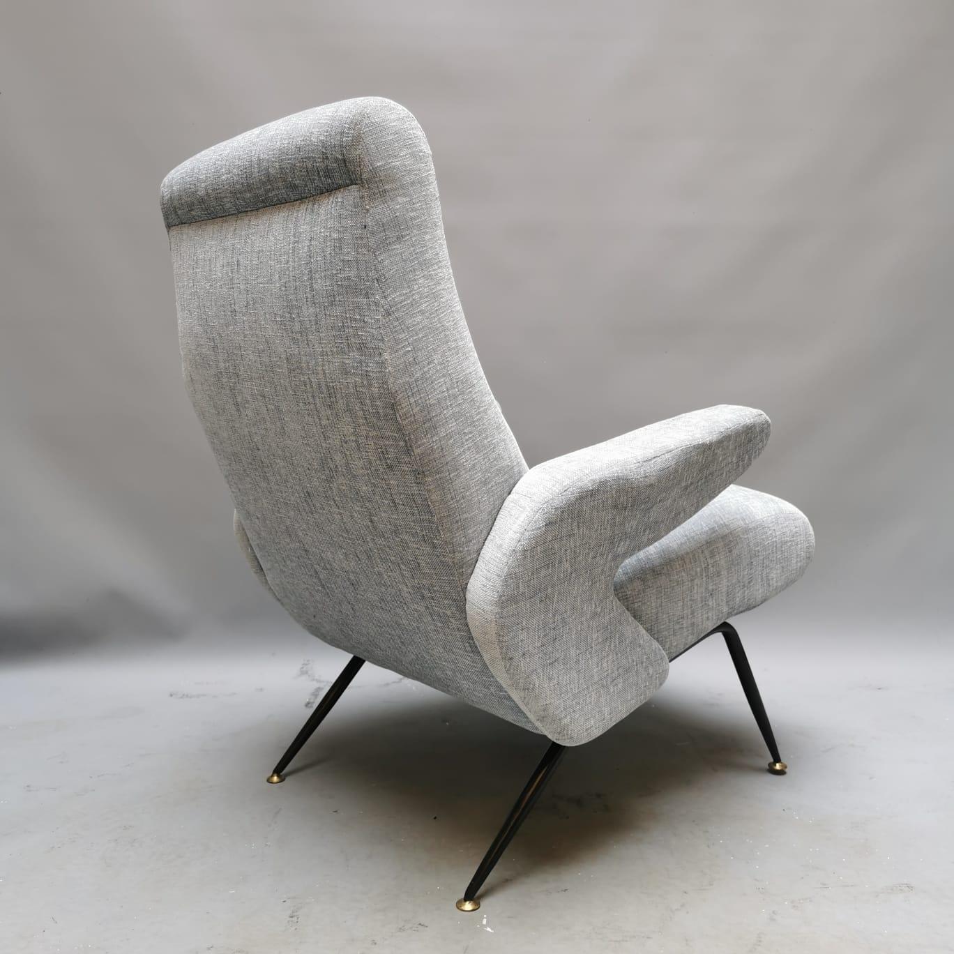 Mid-20th Century Armchair in Style of Delfino by Nino Zoncada For Sale