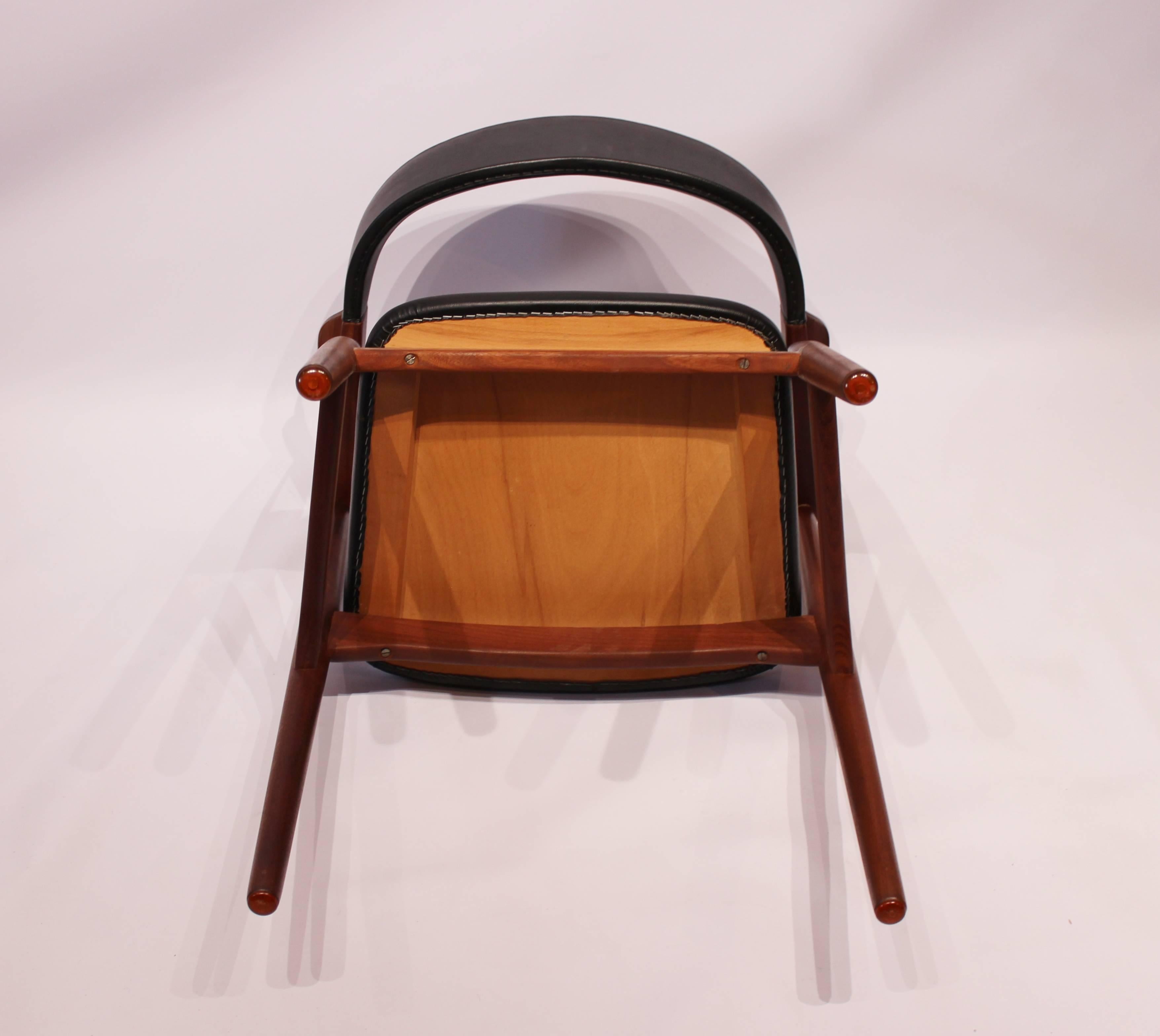 Armchair in Teak and Black Classic Leather of Danish Design from the 1960s 2
