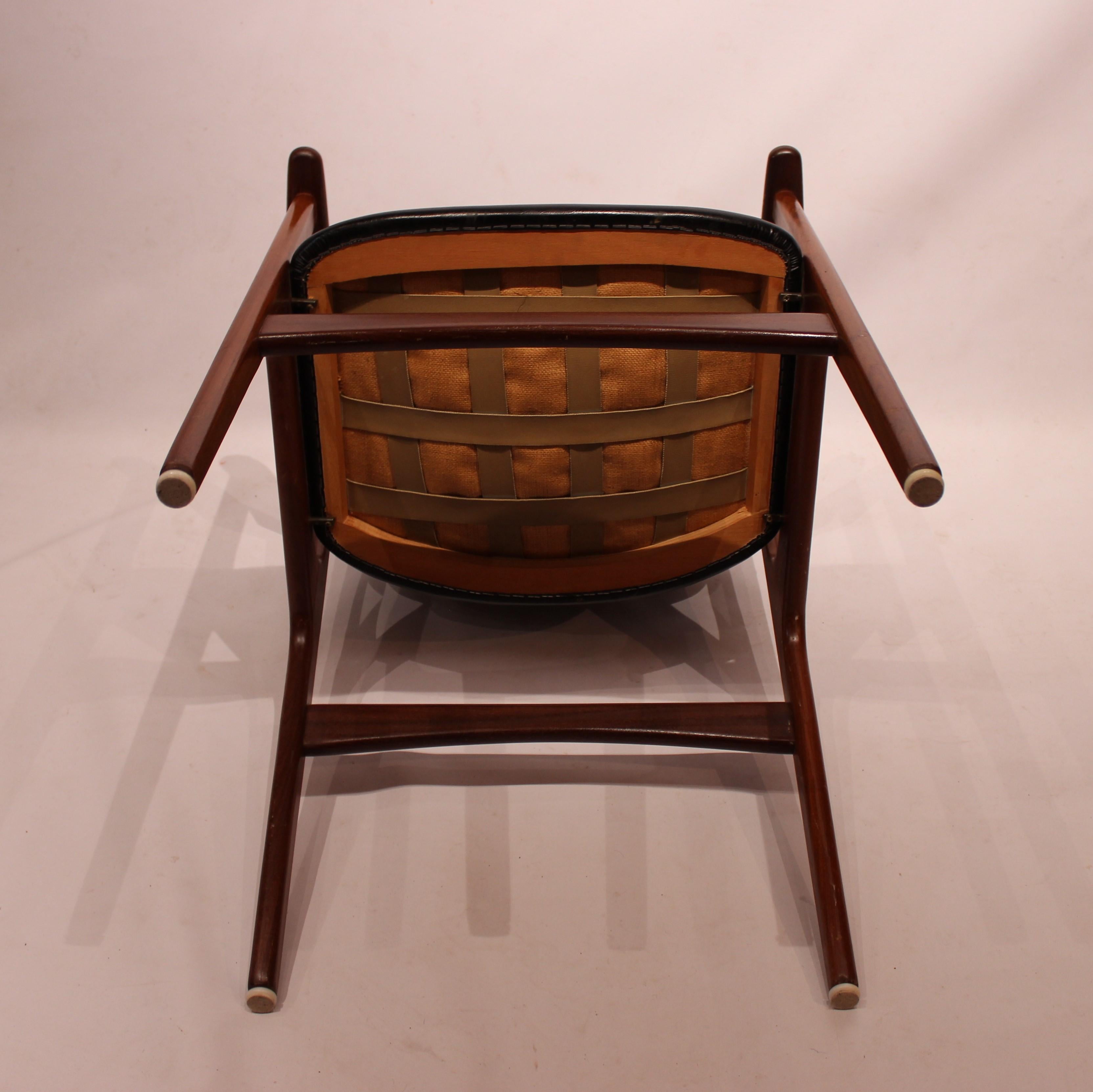 Armchair in Teak and Black Leather of Danish Design from the 1960s 1