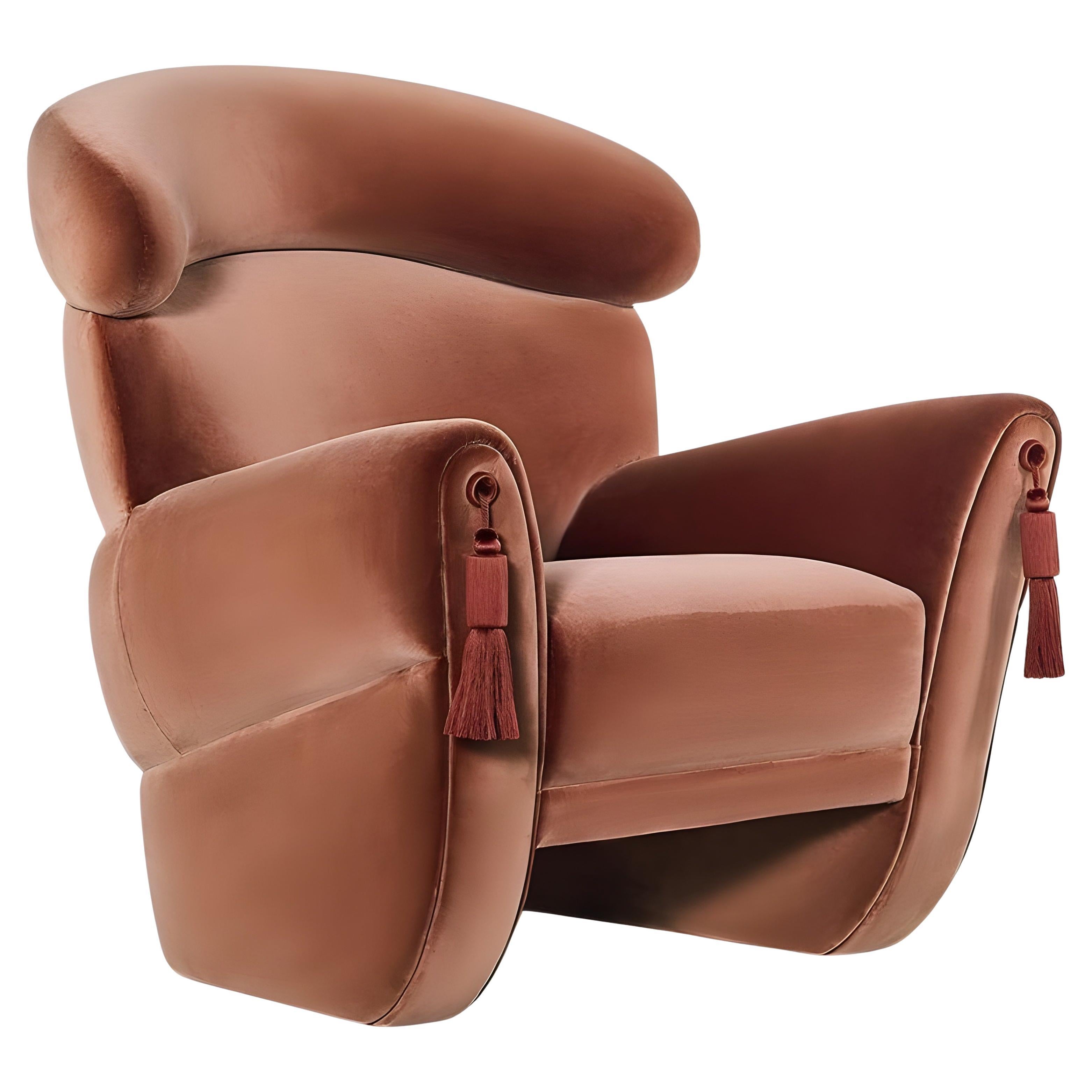 Sessel aus Samt mit Quastendetails an den Armlehnen im Angebot