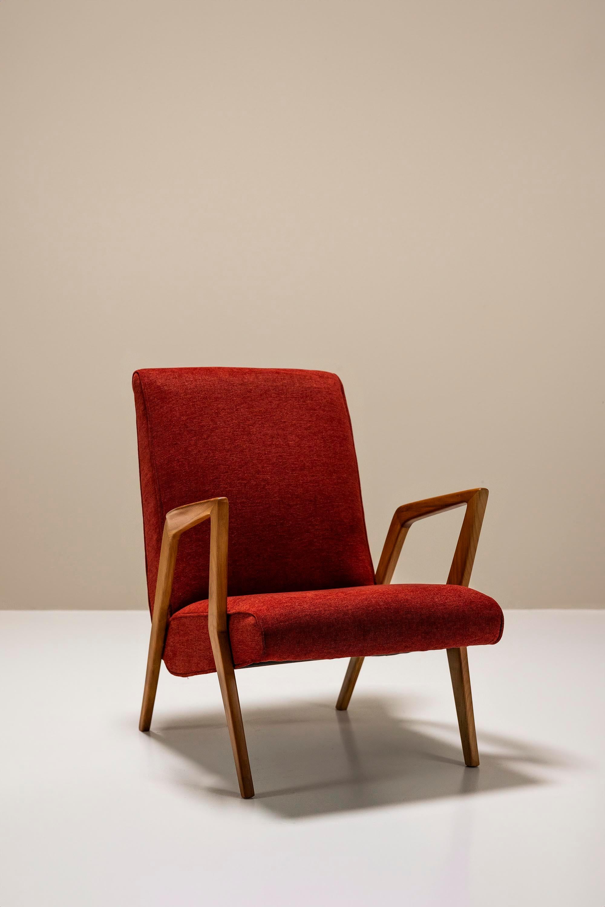 Mid-20th Century Armchair In Walnut And Burgundy Upholstery, Italy 1960's For Sale