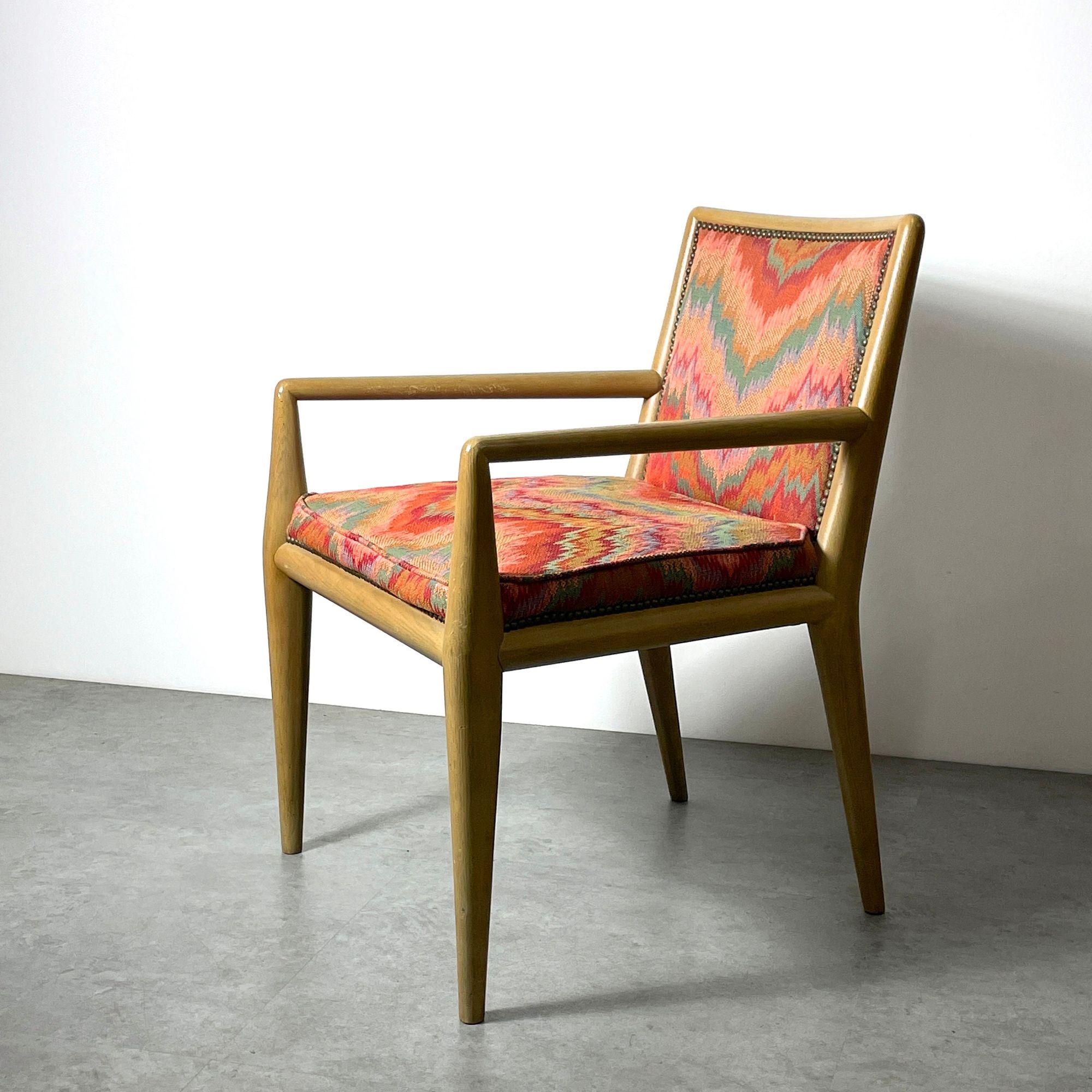 Robsjohn Gibbings for Widdicomb Armchair 

Open armchair designed by Terence Harold Robsjohn-Gibbings for Widdicomb circa 1950s
Sculpted frame in bleached walnut
Multi color flame stitch vintage upholstery with brass nail head accents

Additional
