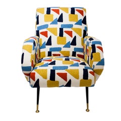 Armchair in White Linen and Wool Embroidery and Brass Legs, Italy, 1950