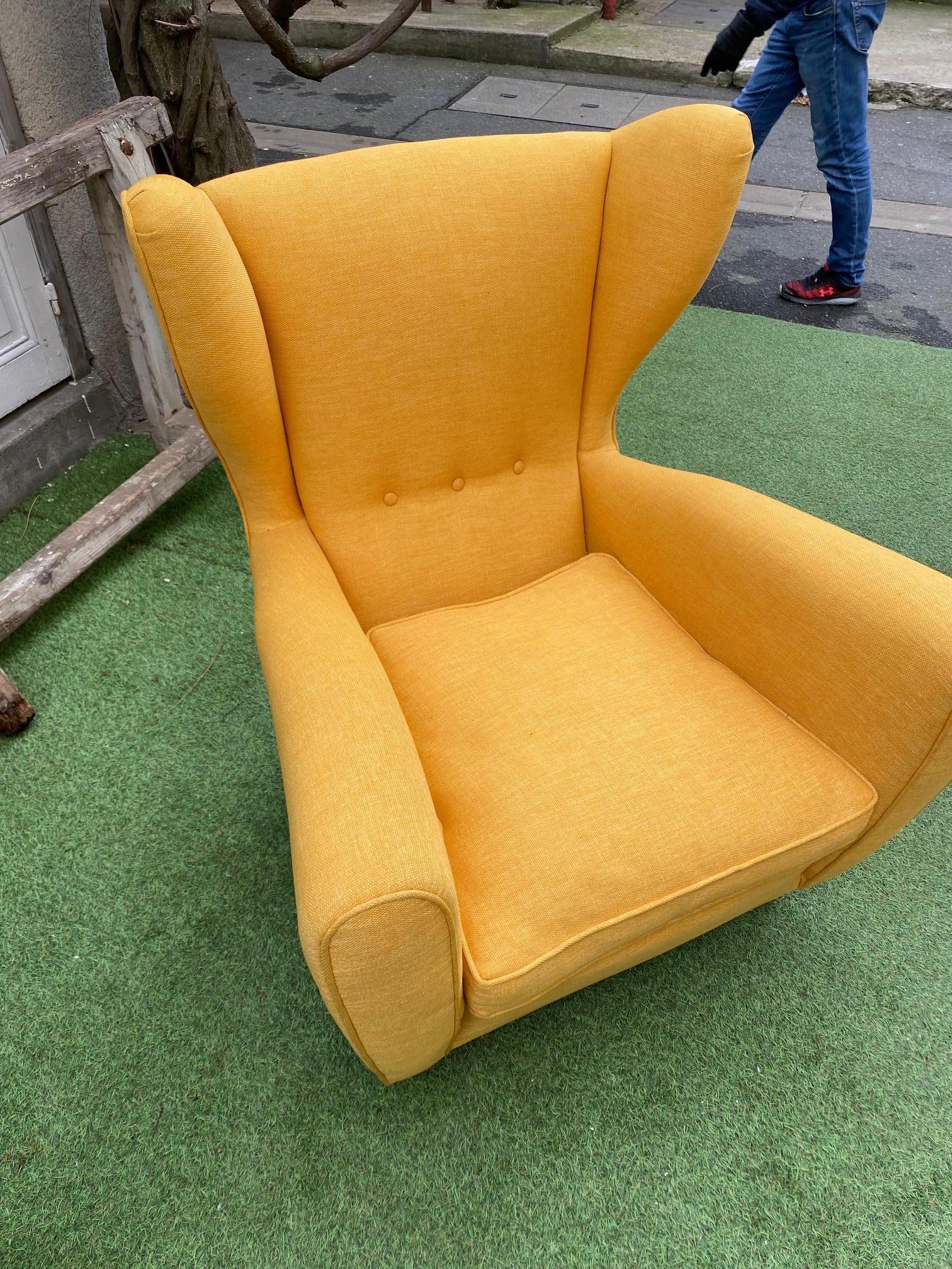 Armchair, Italy, 1950s-1960s, in the Taste of Paolo Buffa In Good Condition In Paris, FR