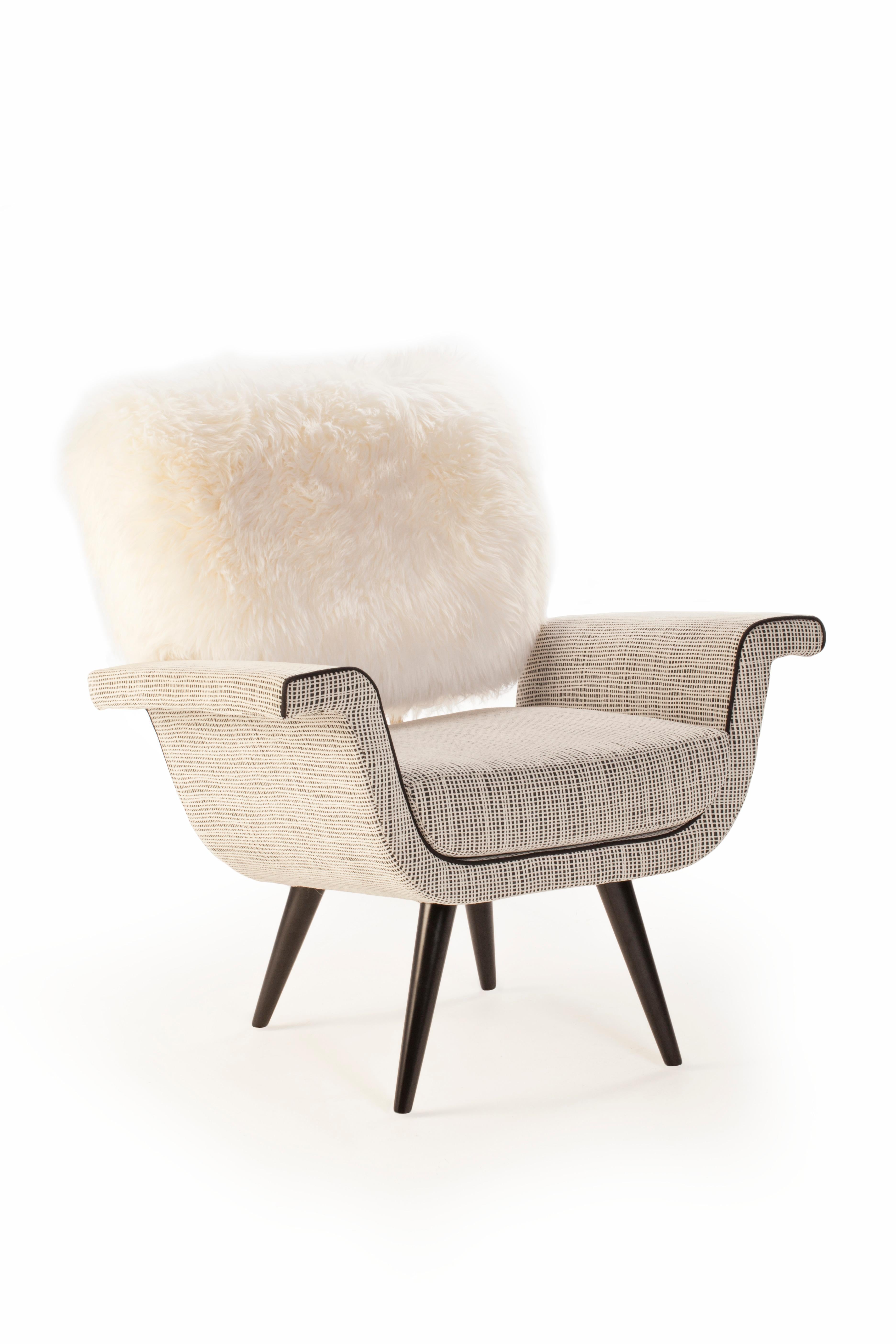 Armchair Ivy with Houndstooth and Yellow Velvet, Brass Details, Solid Oak Feet For Sale 9