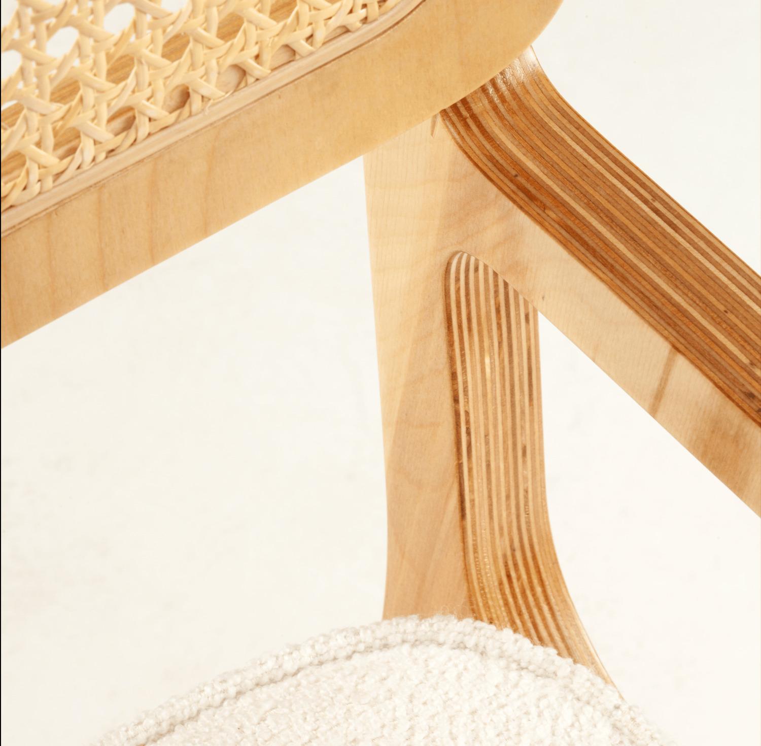 Poltrona Karl in Wood Wood e tappezzeria Nuovo In condizioni Nuovo in vendita a Lisbon, PT