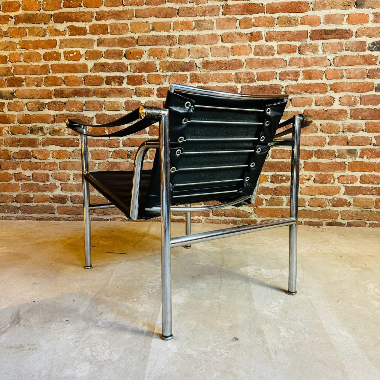 Armchair LC1, Le Corbusier for Cassina For Sale 1