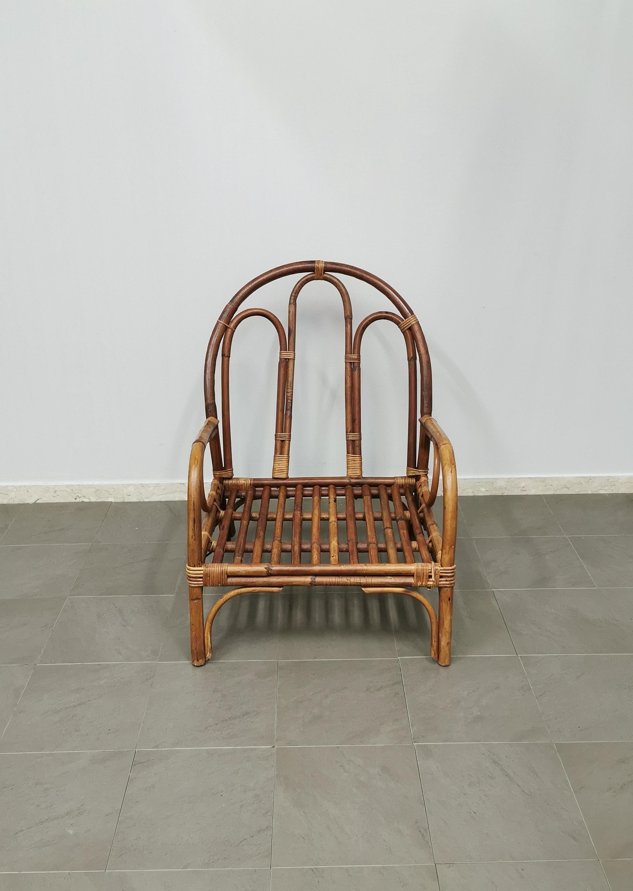 Armchair Living Room Rattan Bamboo Curved Midcentury Modern Italy Design 1970s In Good Condition For Sale In Palermo, IT