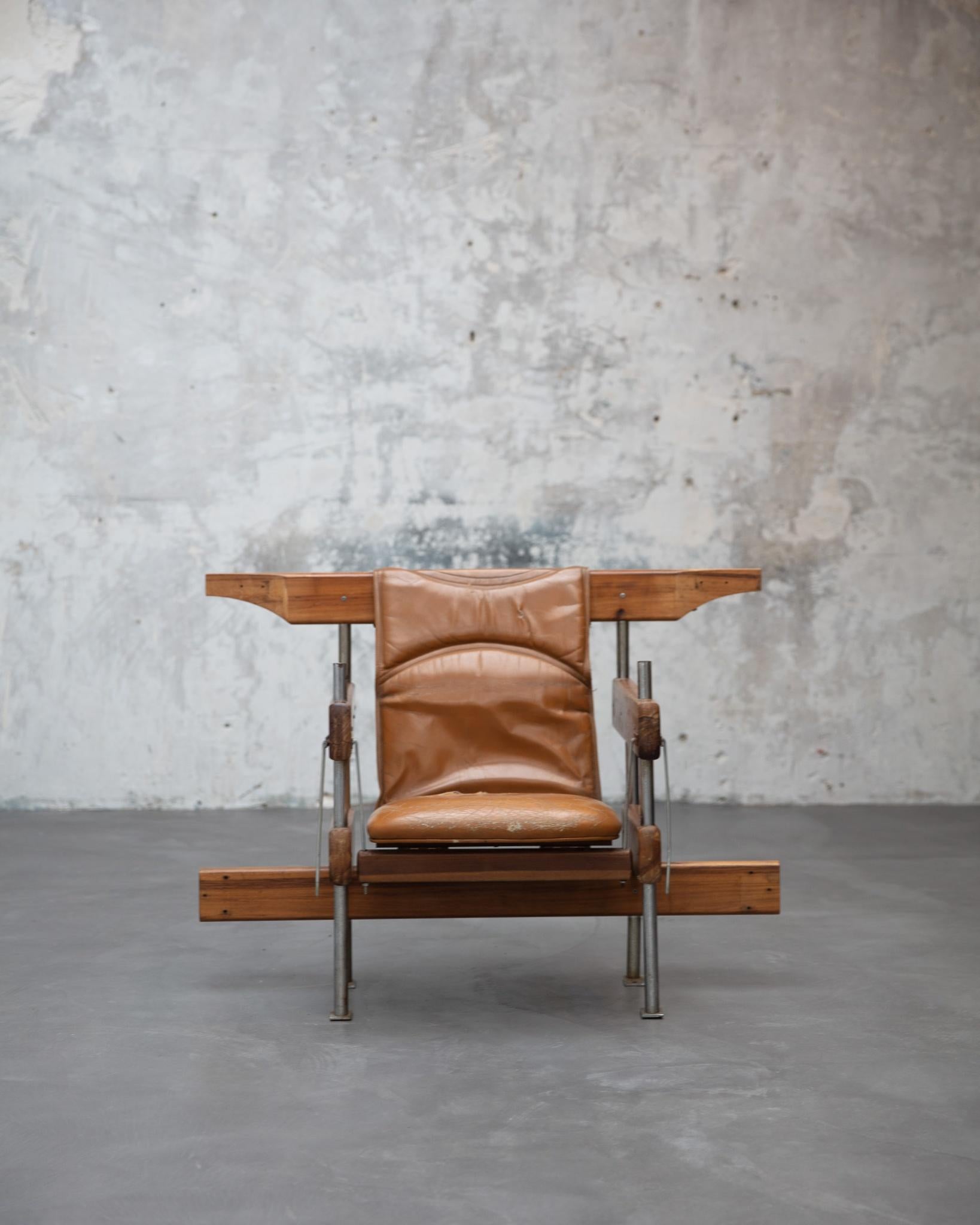 Mid-Century Modern Armchair 'Longarina IAB' Sérgio Rodrigues Manufactured by Oca Brazil, 1965 For Sale