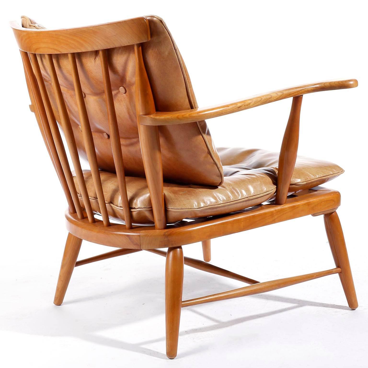 Mid-Century Modern, Arm Chair in Wood and Patinated Cognac Leather, 1950 For Sale 1
