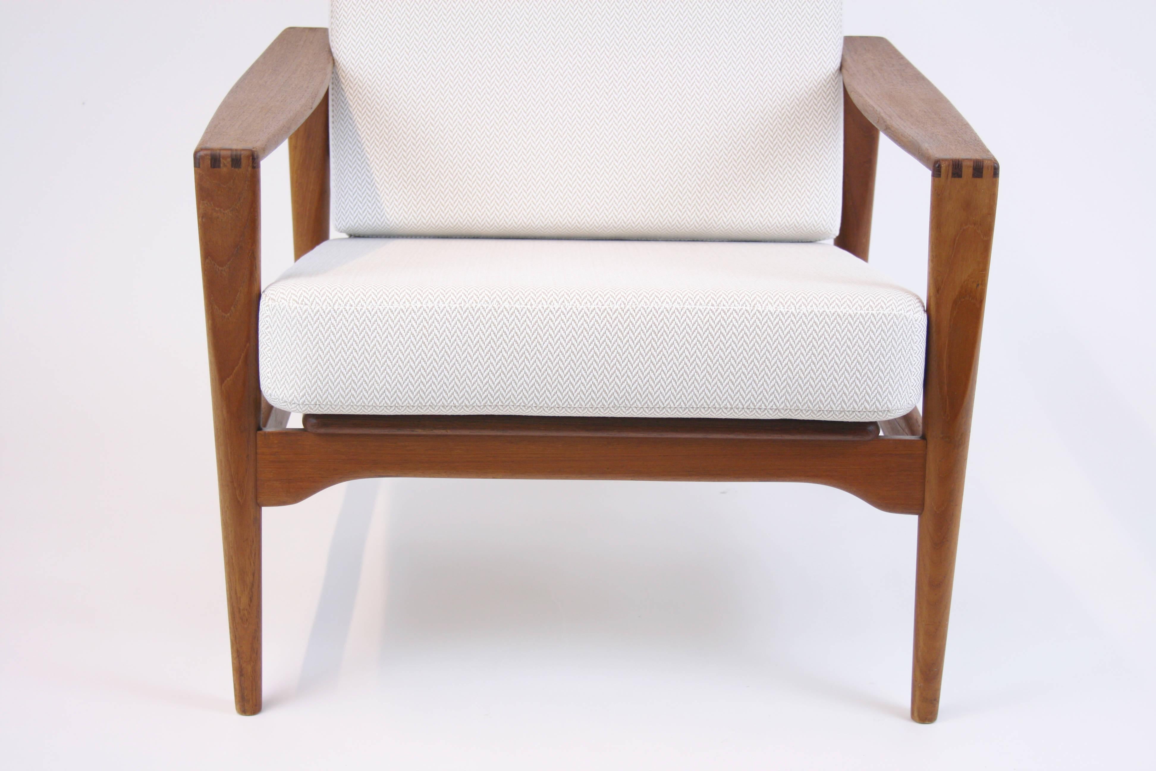 Upholstery Armchair Lounge Chair by Arne Wahl Iversen Original Design, Denmark, 1960s For Sale