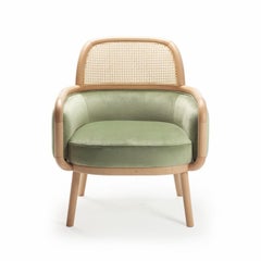 Sessel Luc aus weichem Samt und natürlichem Rattan