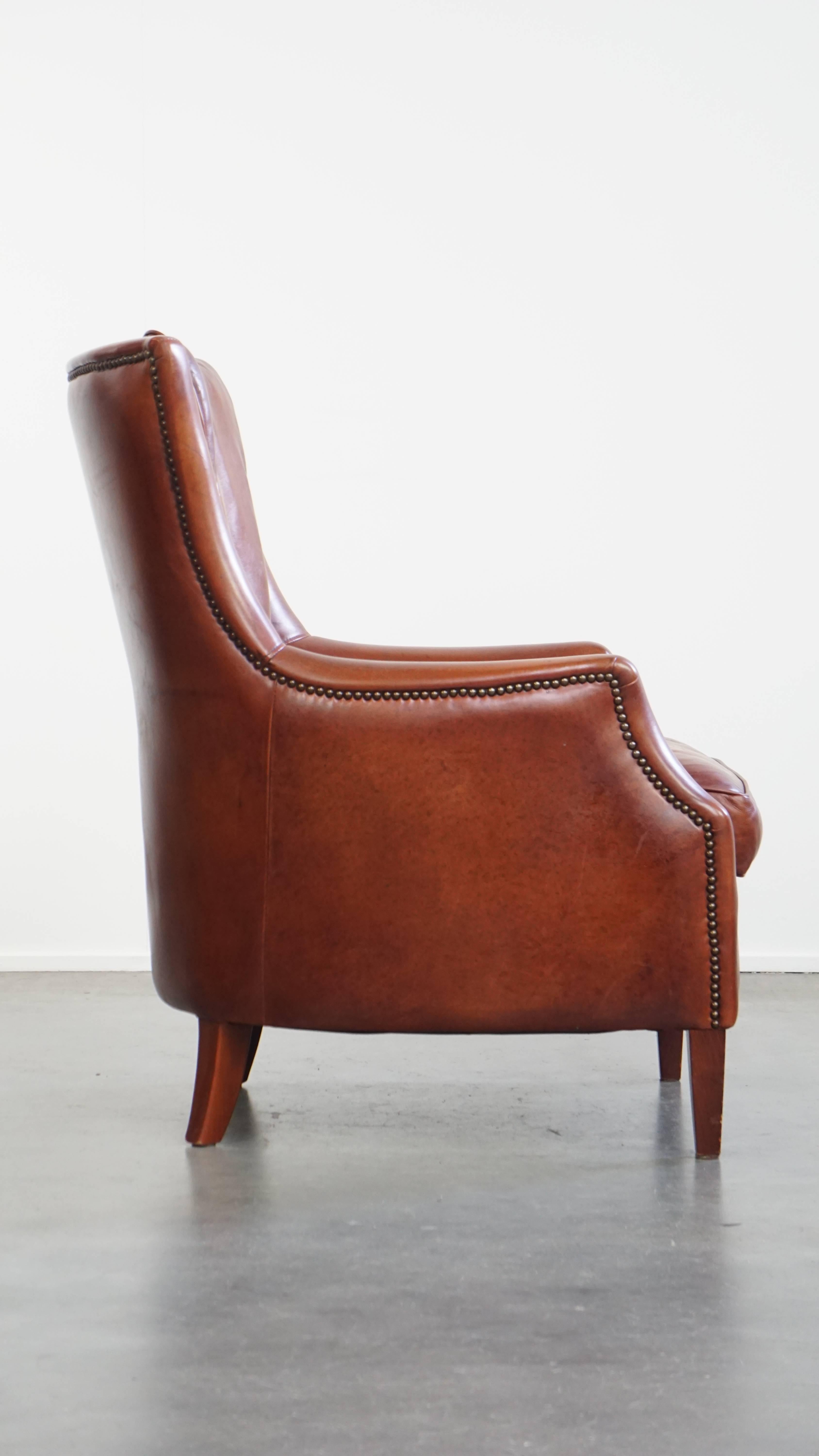 Sessel aus hochwertigem cognacfarbenem Rindsleder in hoher Qualität (Klassisch-römisch) im Angebot