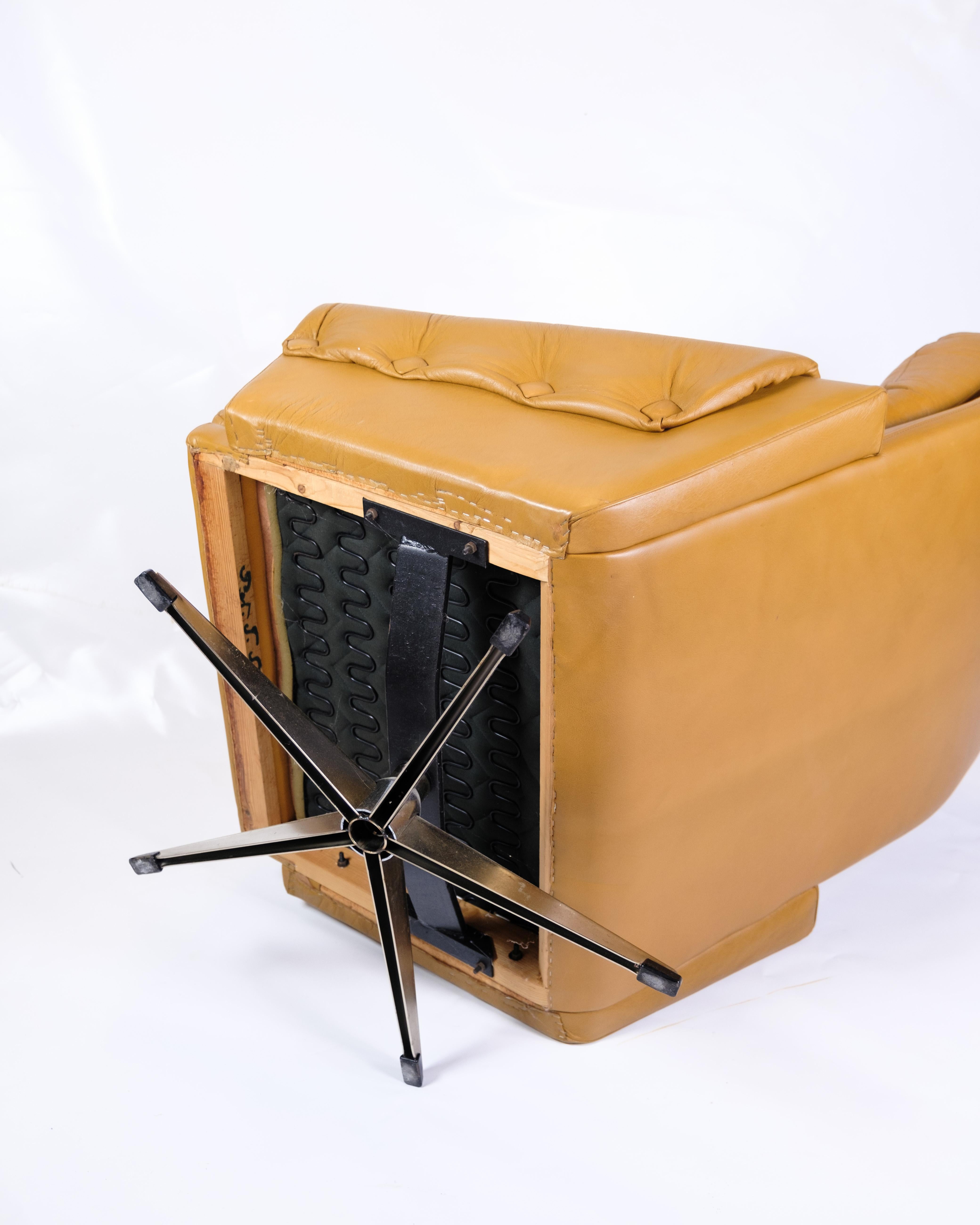 Sessel aus braunem Leder aus den 1980er Jahren im Angebot 1