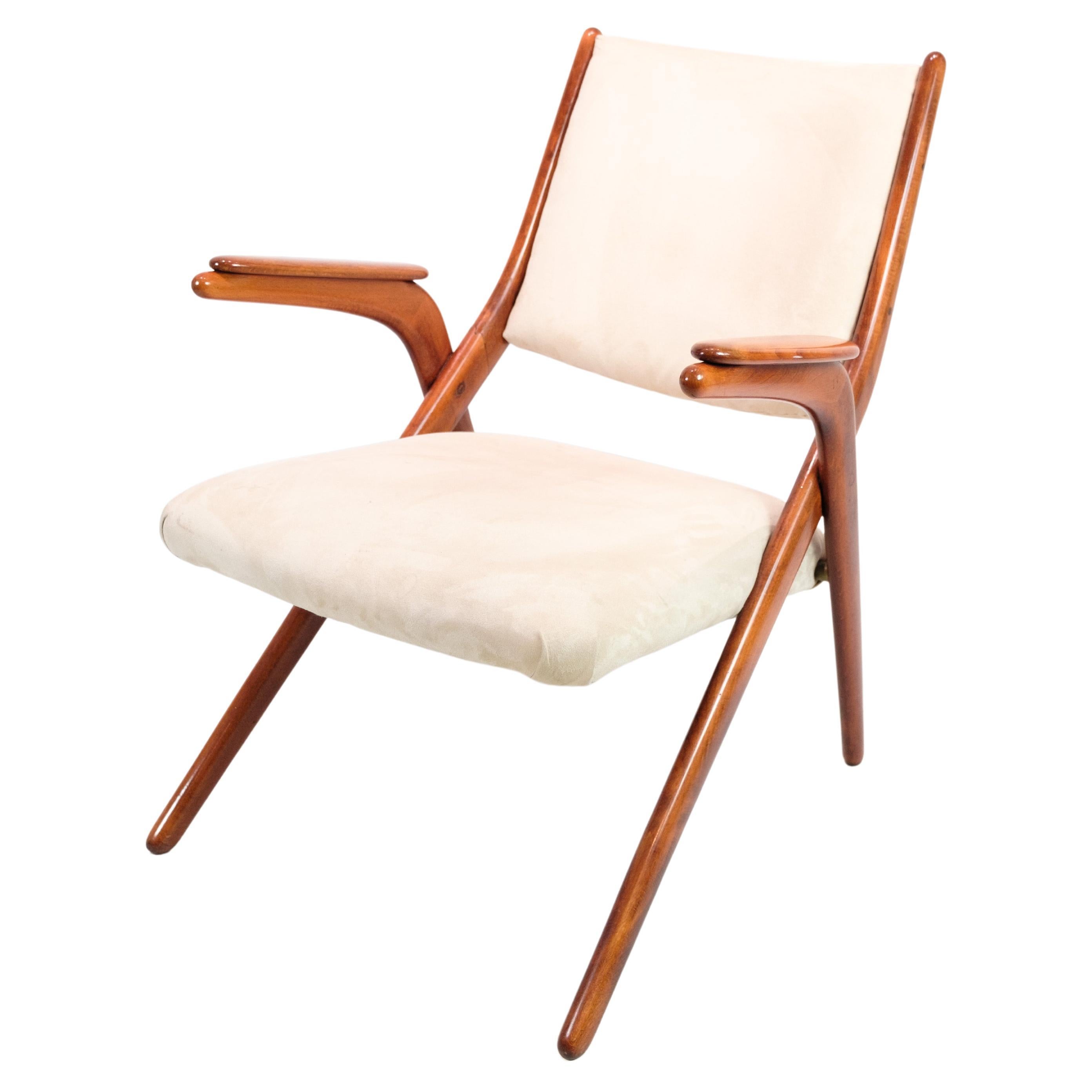 Poltrona in Wood Wood lucidato di Arne Hovmand-Olsen degli anni '60 in vendita