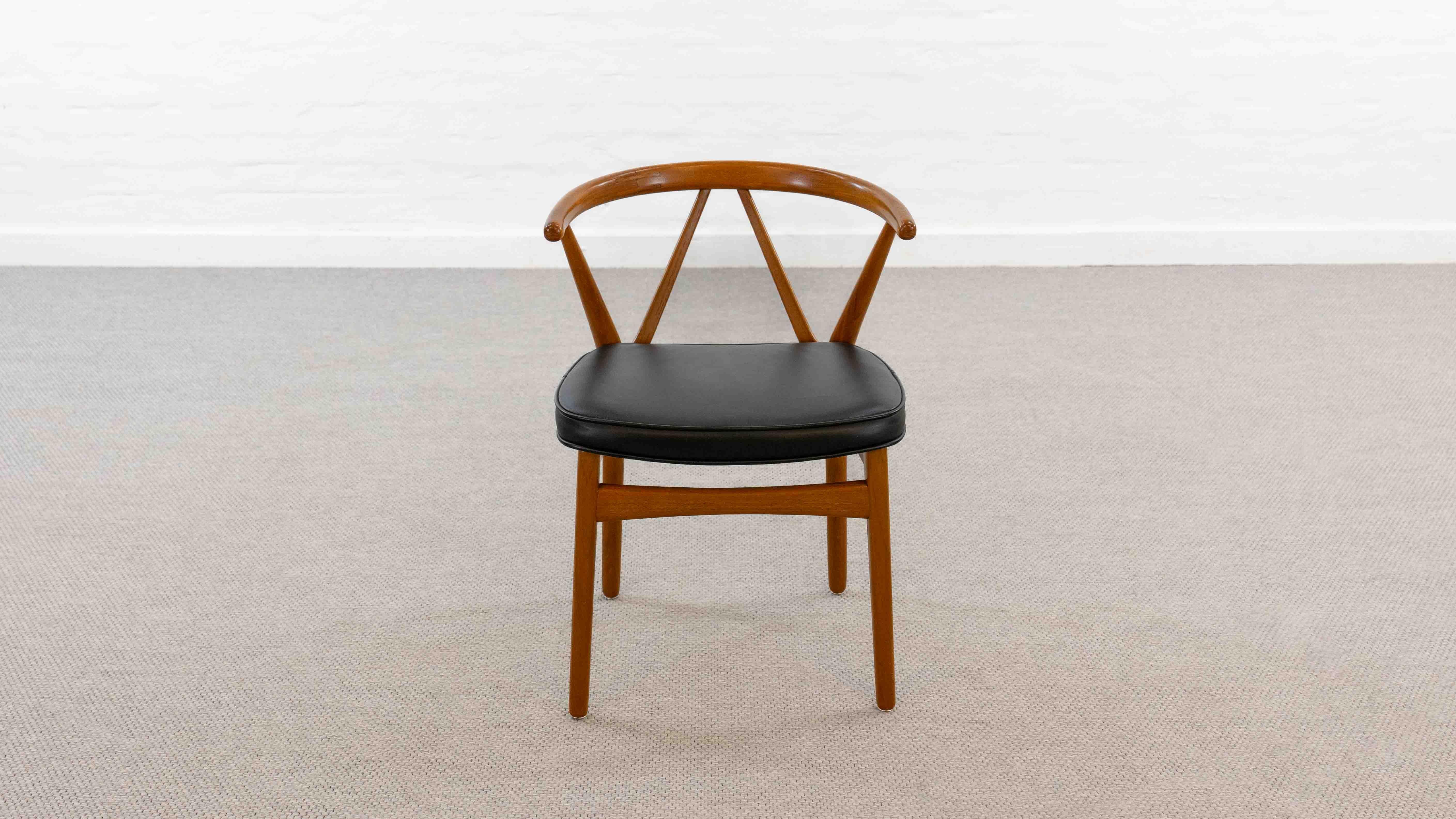 Sillón Modelo 255 de Henning Kjaernulf para Bruno Hansen en Teca en venta 4