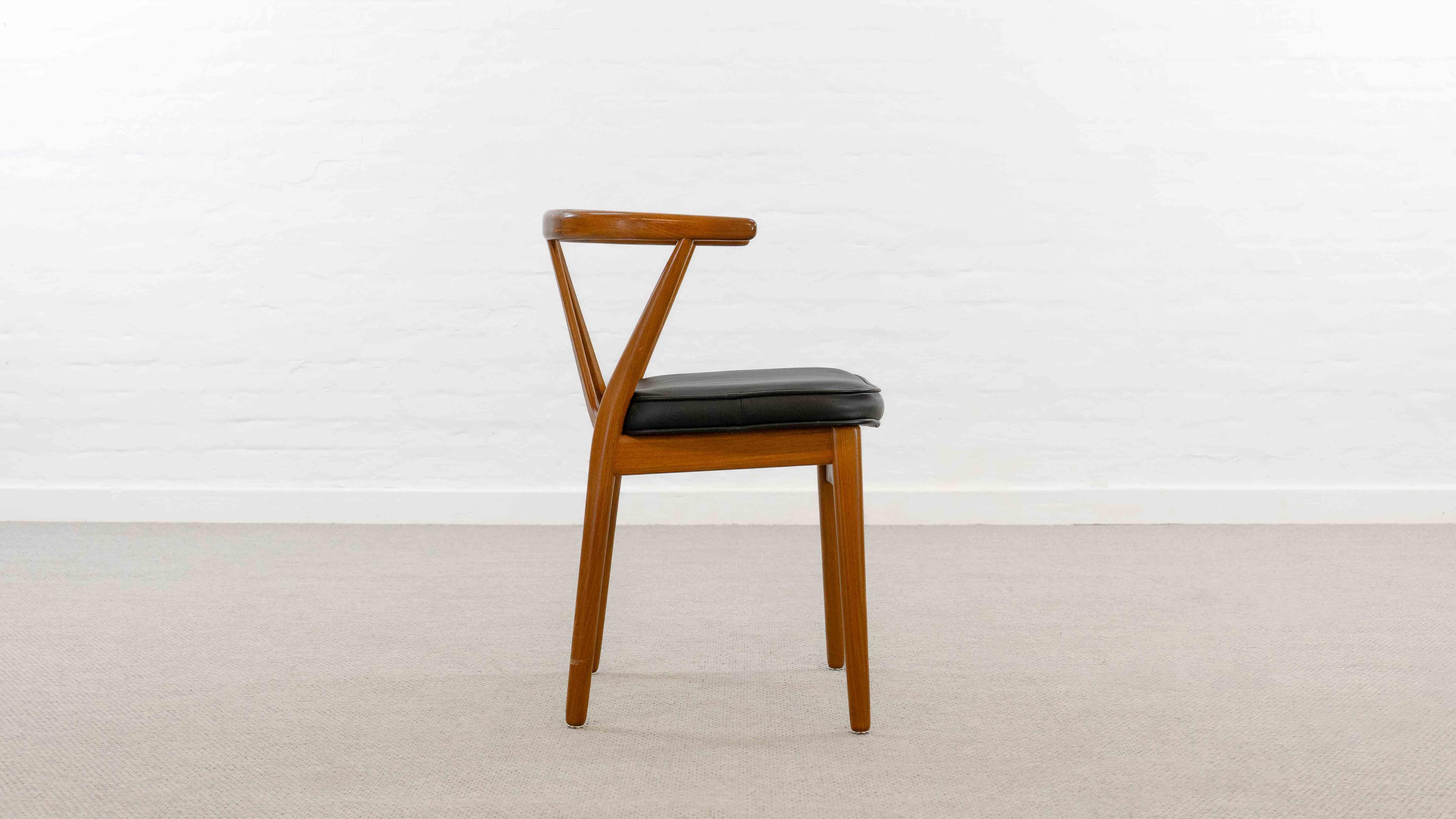 Sillón Modelo 255 de Henning Kjaernulf para Bruno Hansen en Teca Escandinavo moderno en venta