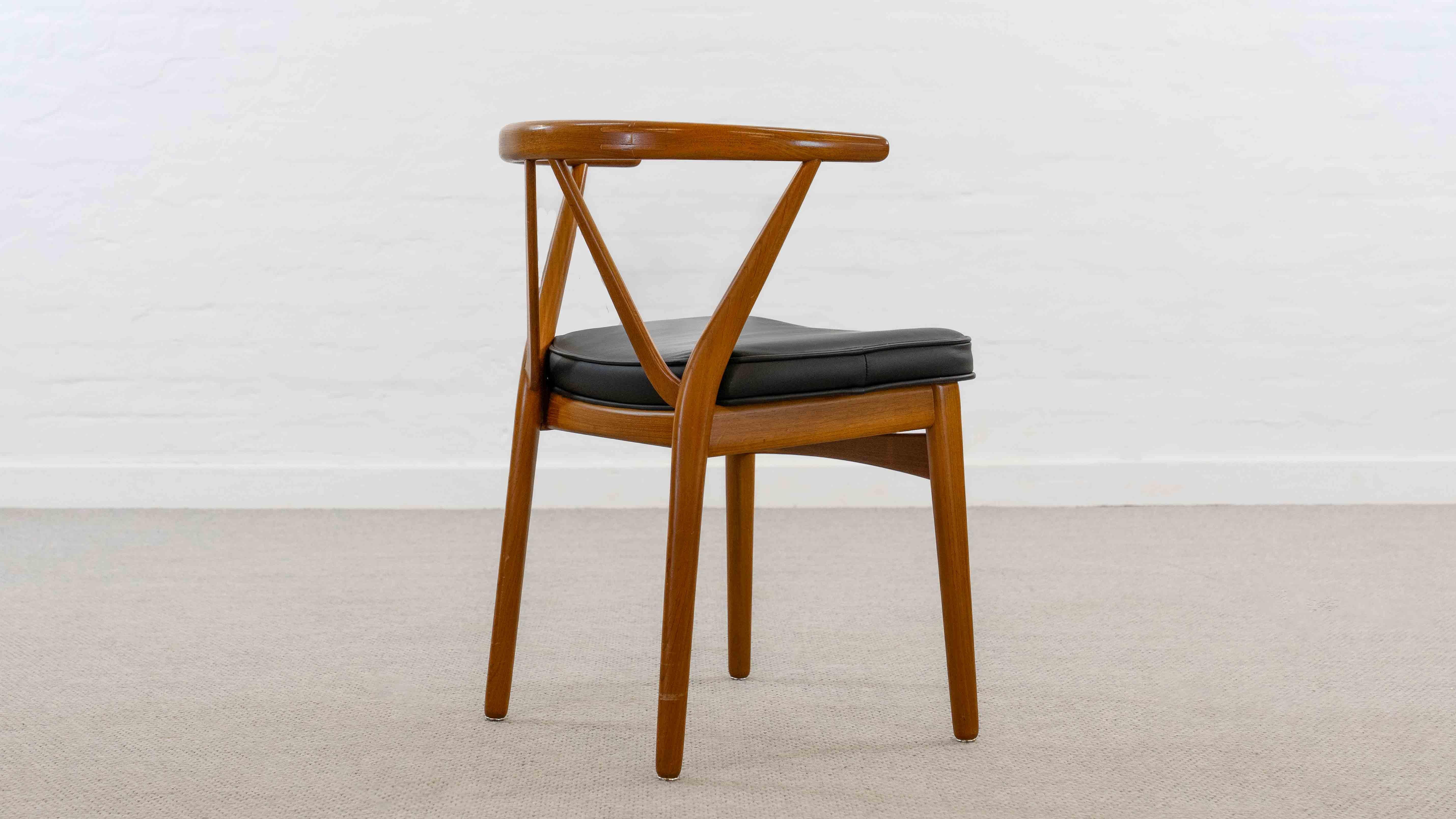 Sillón Modelo 255 de Henning Kjaernulf para Bruno Hansen en Teca Danés en venta