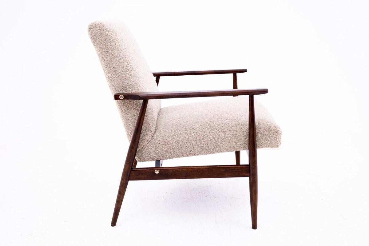 Armchair, model 300-190, designed by H. Lis, Poland, 1960s. For Sale 2