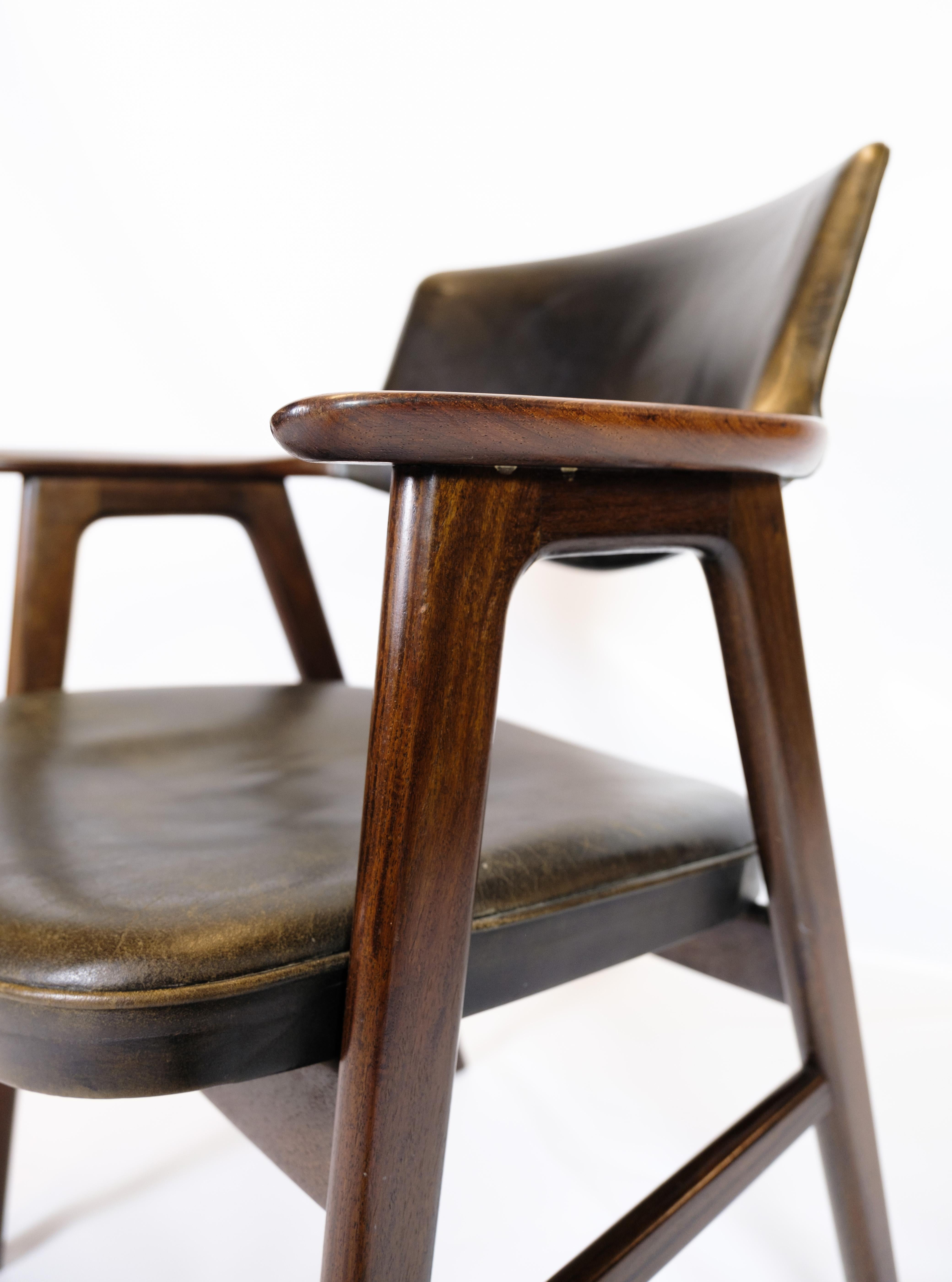 Milieu du XXe siècle Fauteuil, modèle 43, conçu par Erik Kirkegaard vers les années 1960 en vente