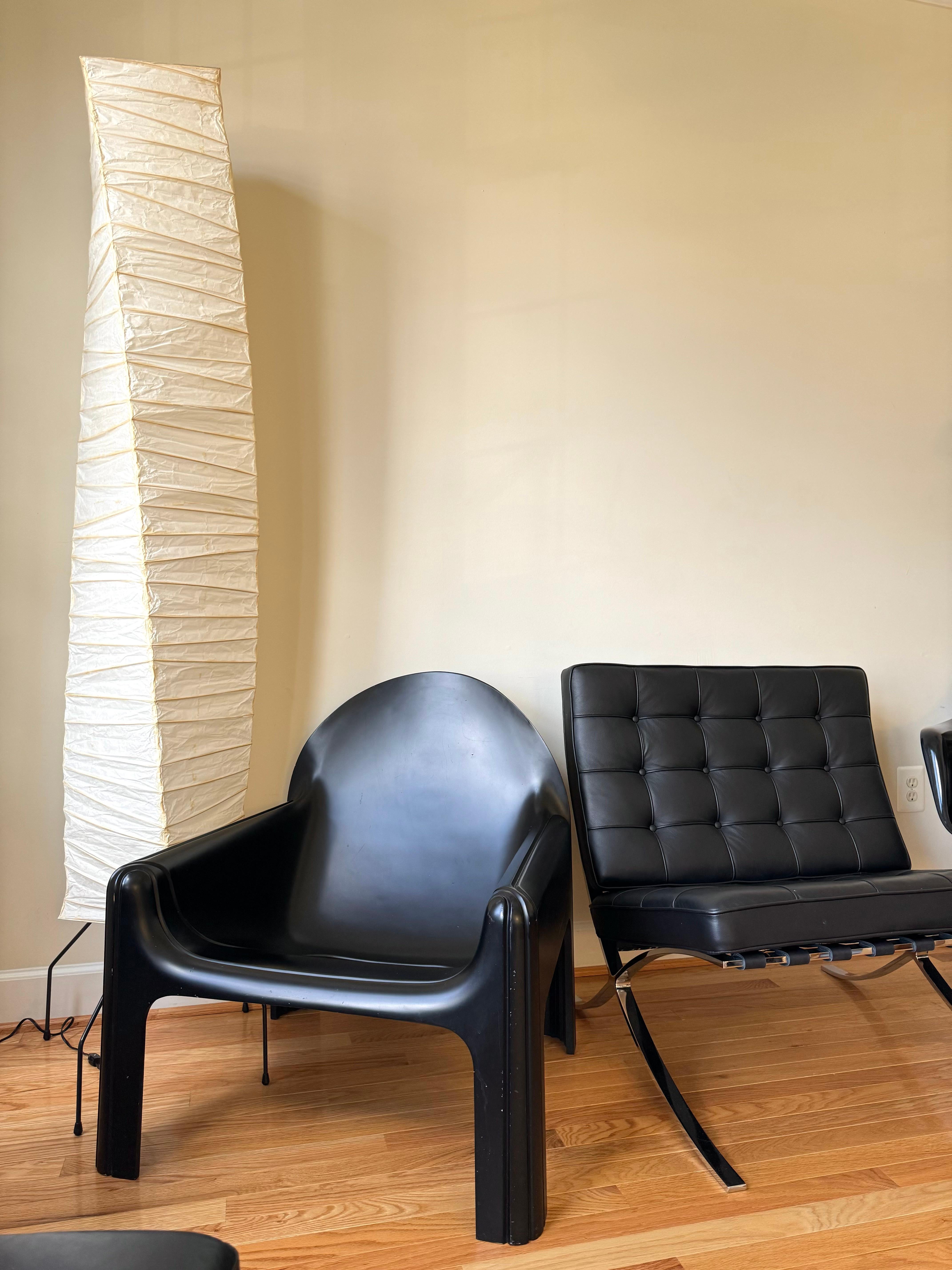 Fauteuil modèle 4794 de Gae Aulenti pour Kartell en vente 5