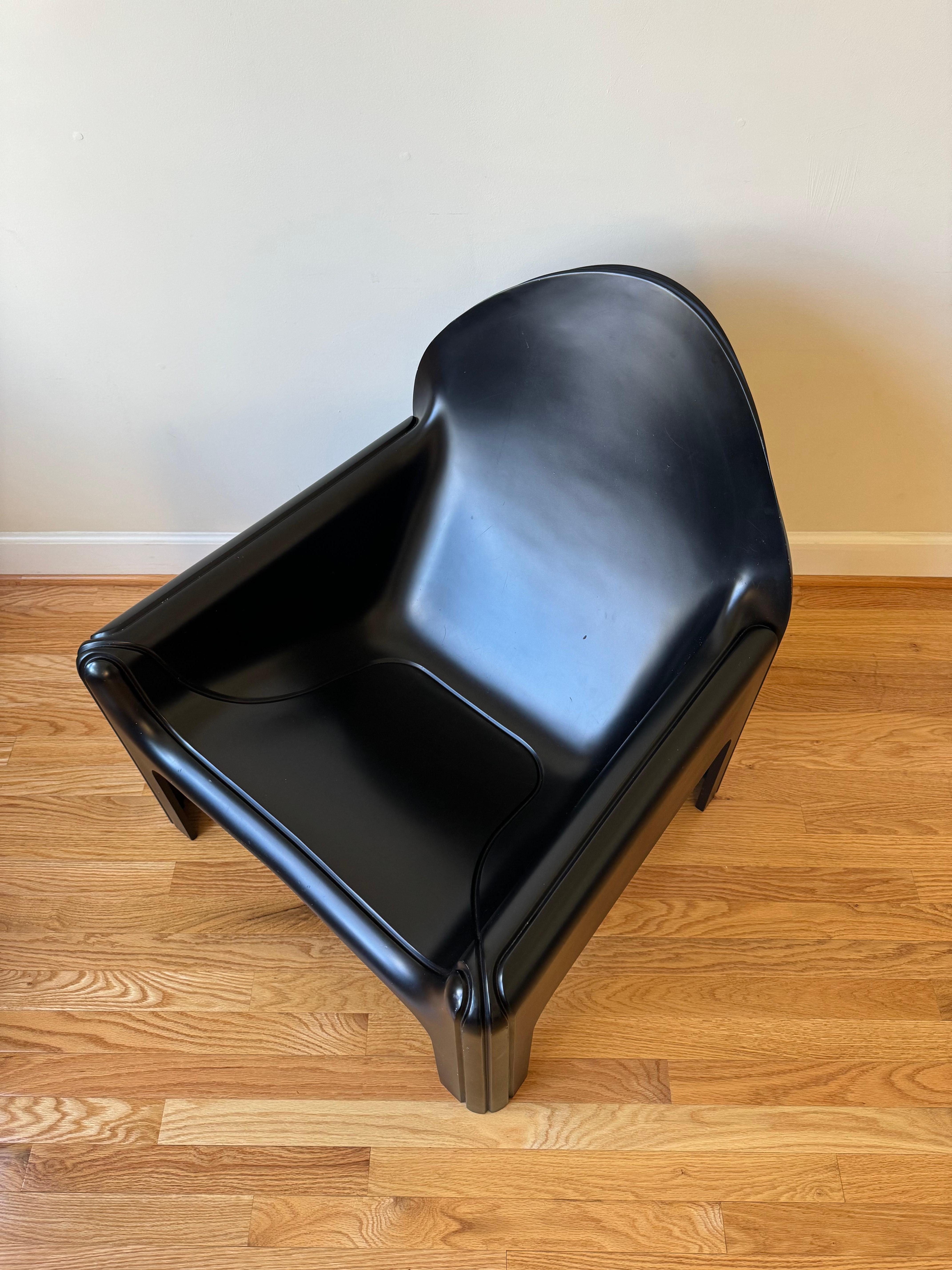Armchair model 4794 by Gae Aulenti for Kartell For Sale 7