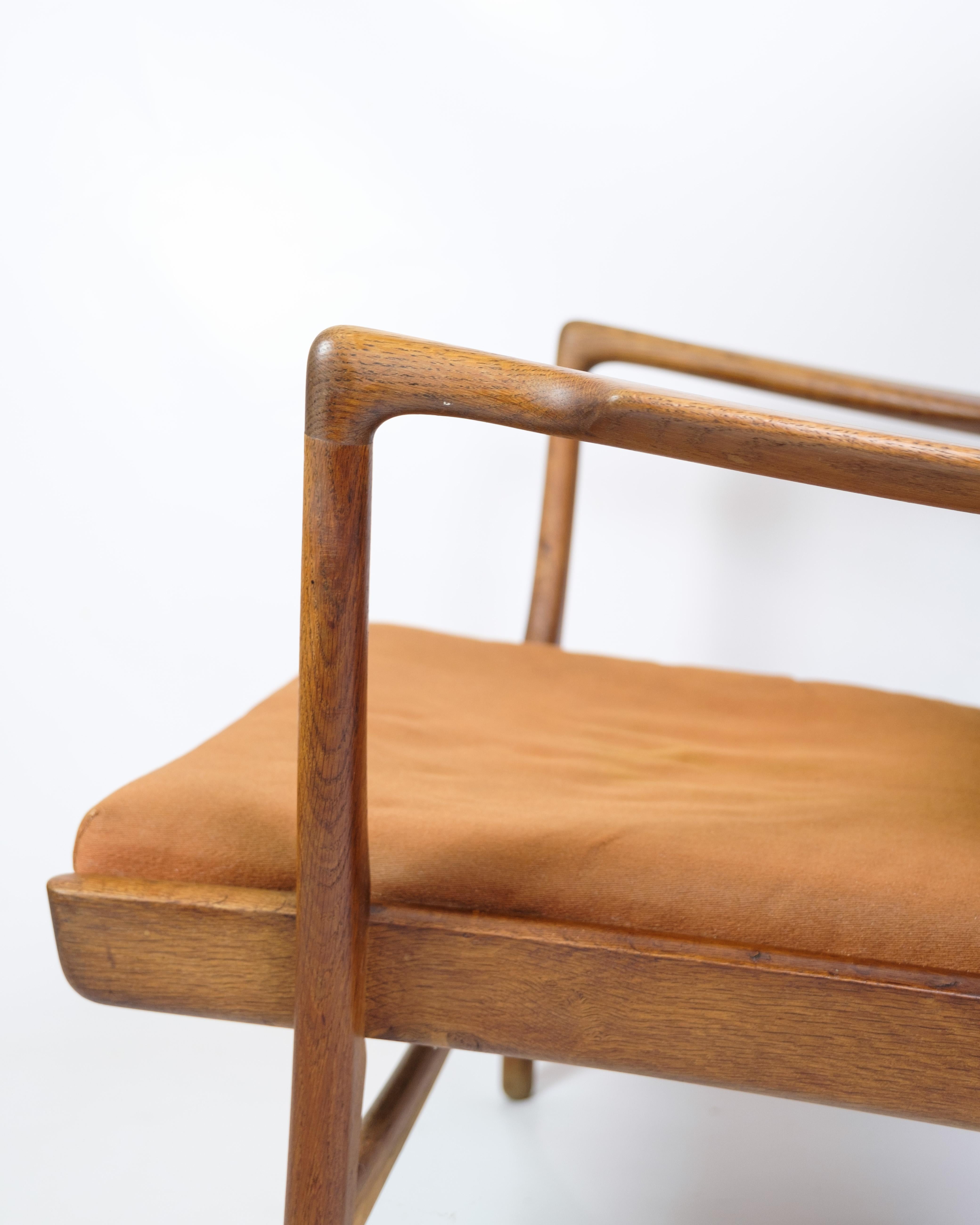 Tissu Fauteuil modèle AP 15 en Oak avec tissu orange par Hans J. Wegner des années 1950 en vente