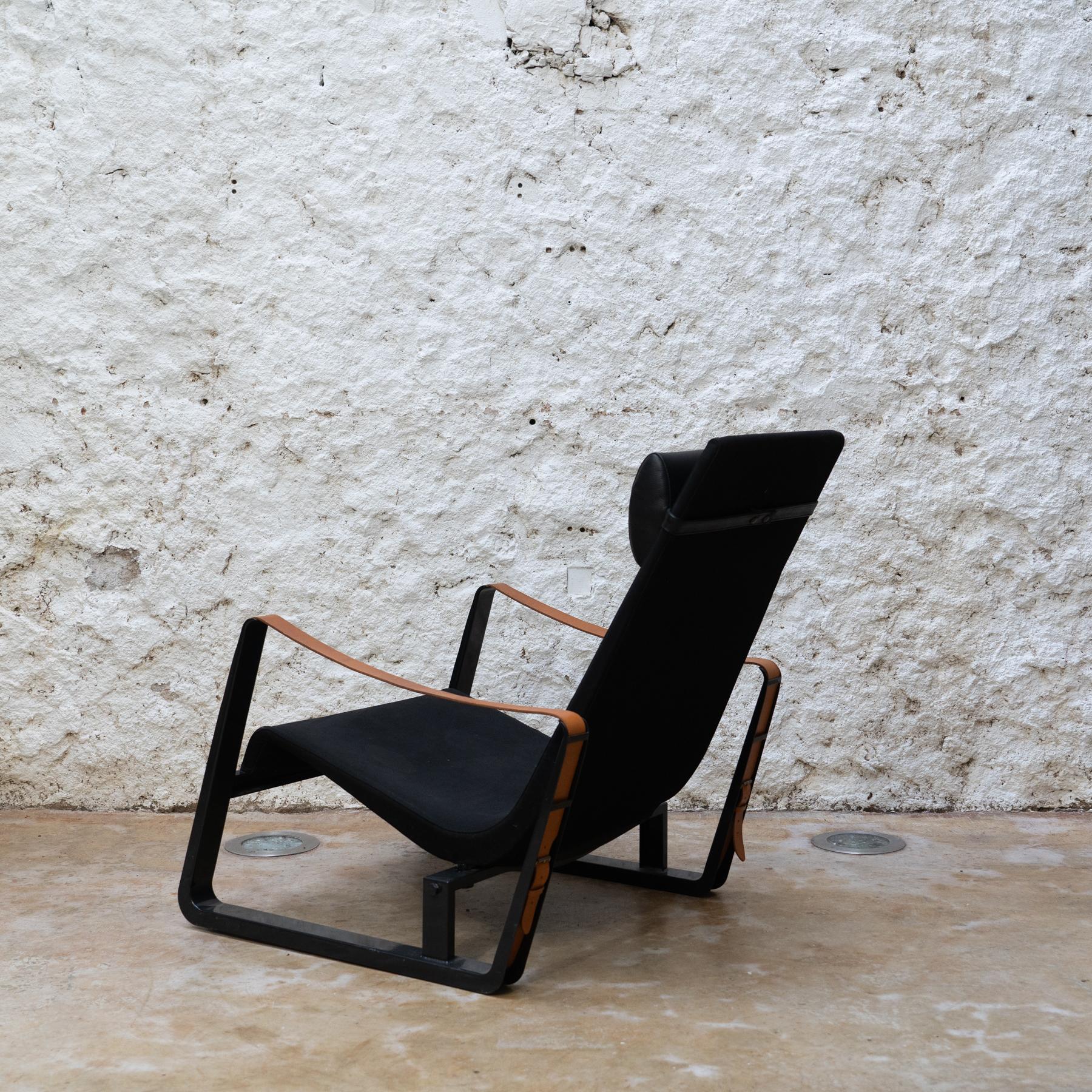 XXIe siècle et contemporain Fauteuil Modèle Cité de Jean Prouvé, fabriqué par Vitra, 2002 en vente