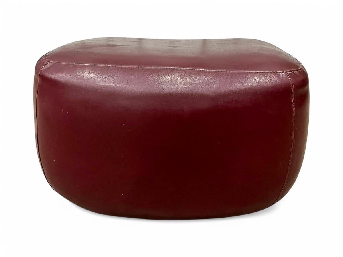 Sessel MP-113 mit Ottomane aus originalem Kunstleder, ca. 1970er Jahre im Angebot 5